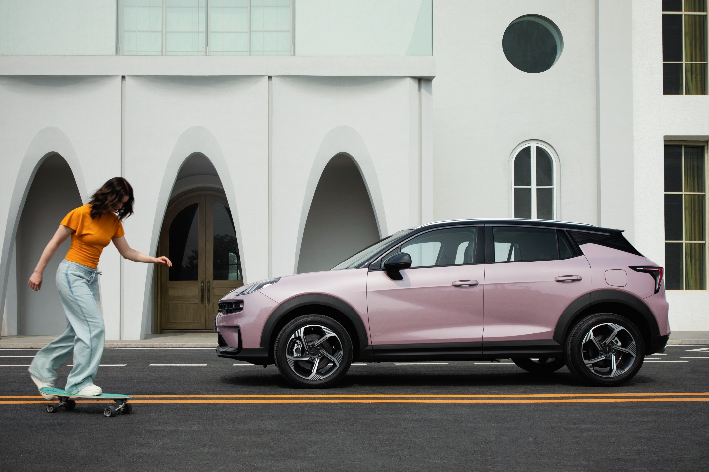 Lynk & Co 06: Ti&ecirc;u chuẩn mới về SUV đ&ocirc; thị tại Việt Nam- Ảnh 3.