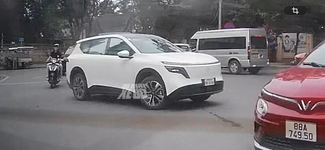 Nissan Navara bị khai tử, đ&acirc;y sẽ l&agrave; mẫu thay thế: 402 m&atilde; lực, chạy 135km kh&ocirc;ng cần xăng dầu, c&oacute; thể ảnh hưởng đến Việt Nam nhưng theo c&aacute;ch kh&aacute;c- Ảnh 5.