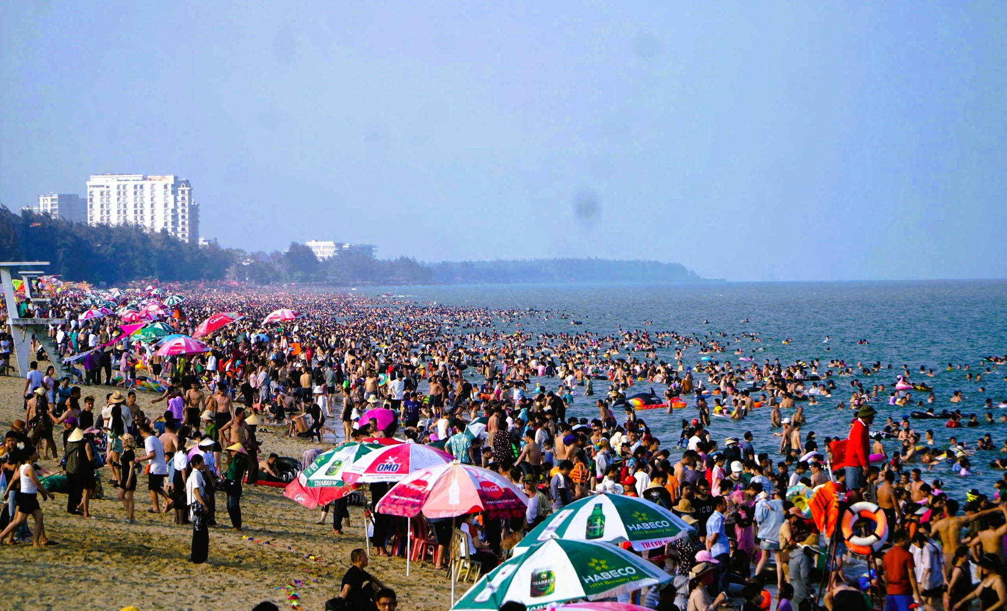 90% tai tiếng ở Sầm Sơn đến từ xe điện du lịch- Ảnh 3.