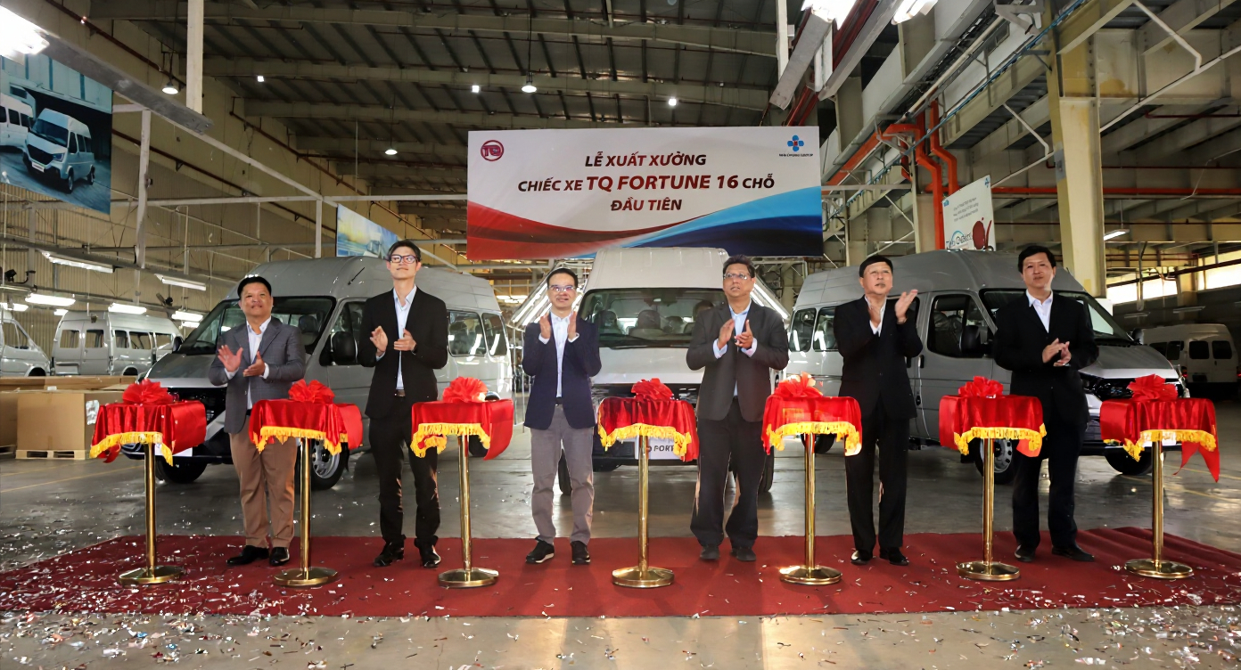 TQ FORTUNE &ndash; Minibus 16 chỗ ch&iacute;nh thức ra mắt tại Việt Nam: Động cơ ISUZU, giải ph&aacute;p tối ưu cho vận h&agrave;nh kinh doanh hiện đại- Ảnh 1.