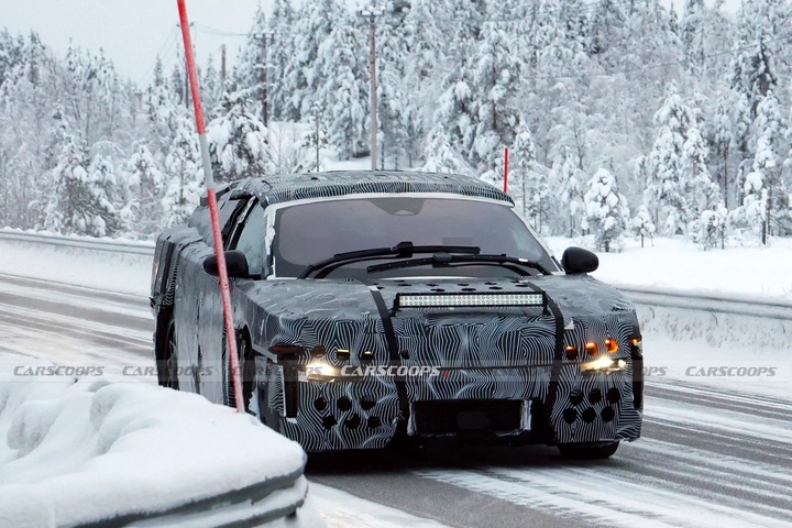 Ferrari Luce tr&igrave;nh l&agrave;ng: Si&ecirc;u xe giới hạn c&oacute; gi&aacute; b&aacute;n hơn 127 tỷ đồng- Ảnh 1.