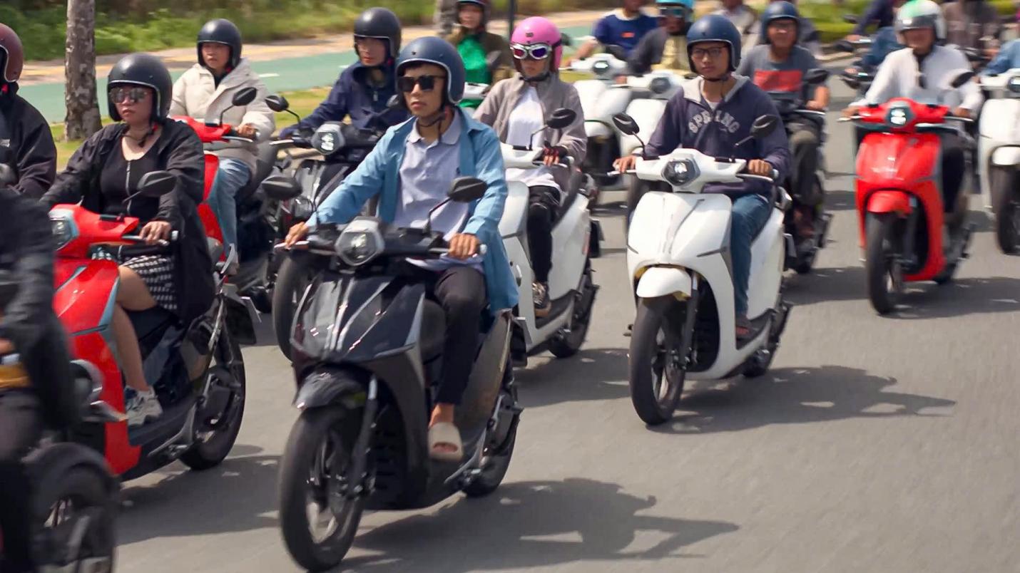 Kh&ocirc;ng phụ thuộc, kh&ocirc;ng đ&aacute;nh đổi: Dat Bike l&agrave; lựa chọn xe điện cho tự do di chuyển- Ảnh 1.