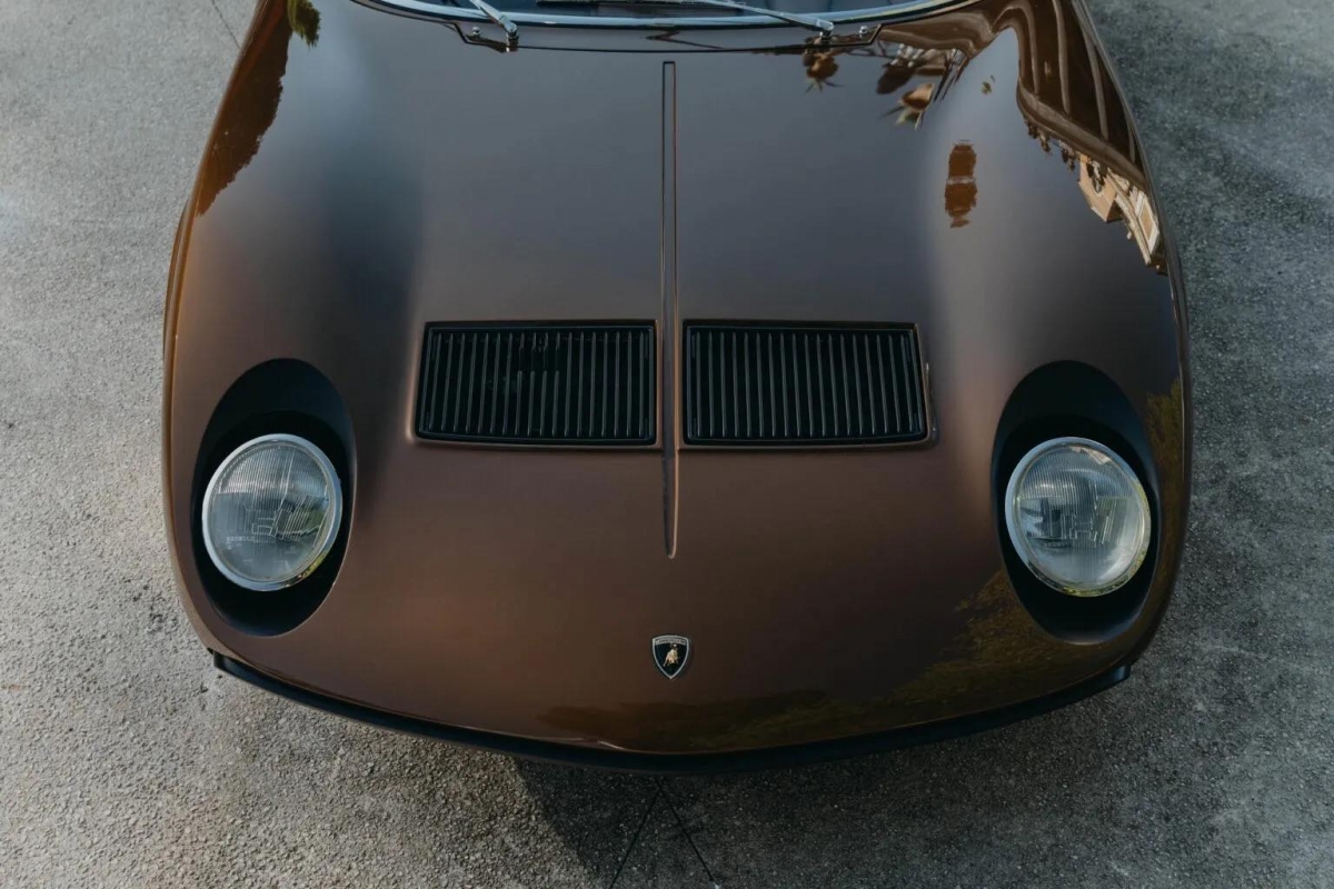 Lamborghini Miura SV phục chế trong 3 năm, t&aacute;i hiện m&agrave;u sơn nguy&ecirc;n bản độc đ&aacute;o- Ảnh 6.
