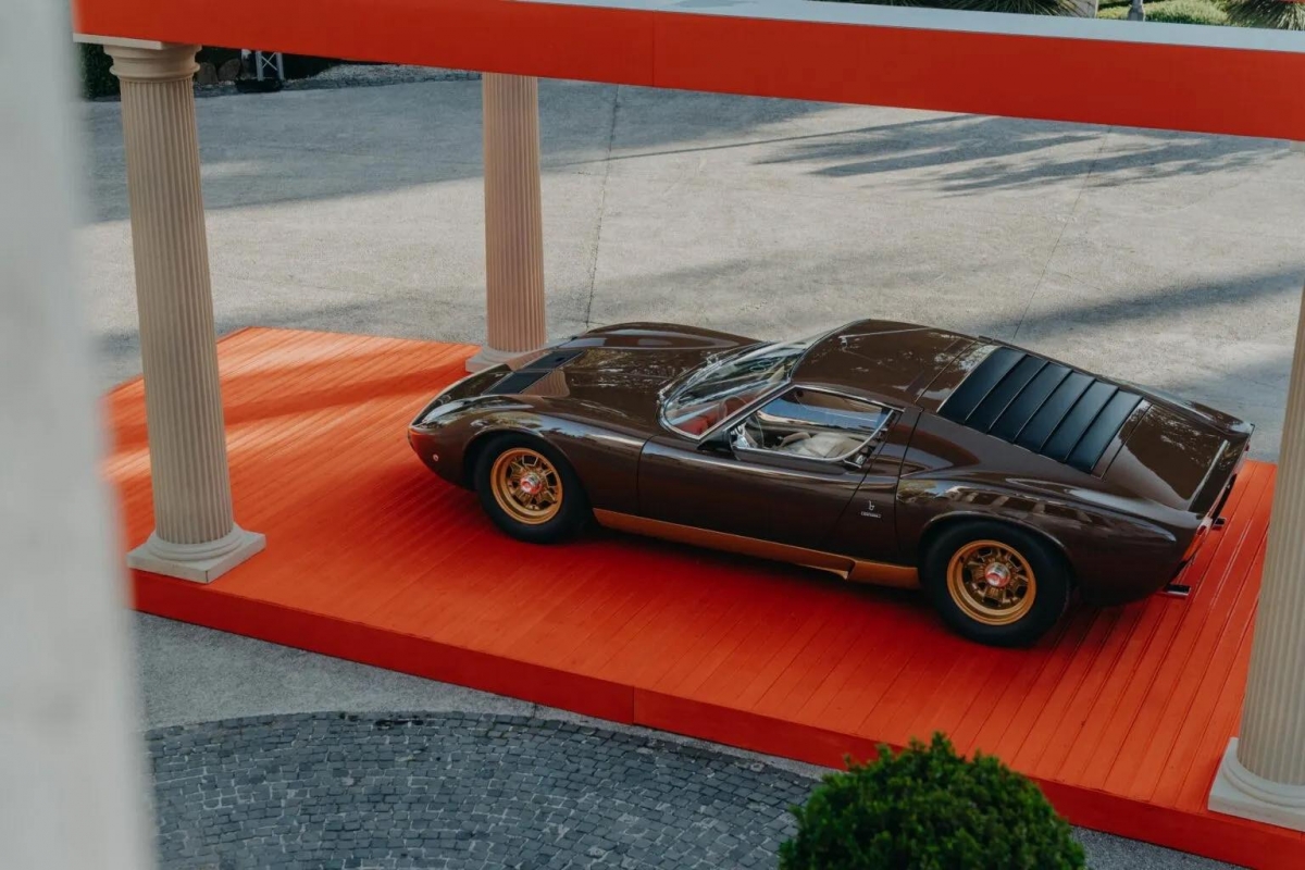 Lamborghini Miura SV phục chế trong 3 năm, t&aacute;i hiện m&agrave;u sơn nguy&ecirc;n bản độc đ&aacute;o- Ảnh 9.