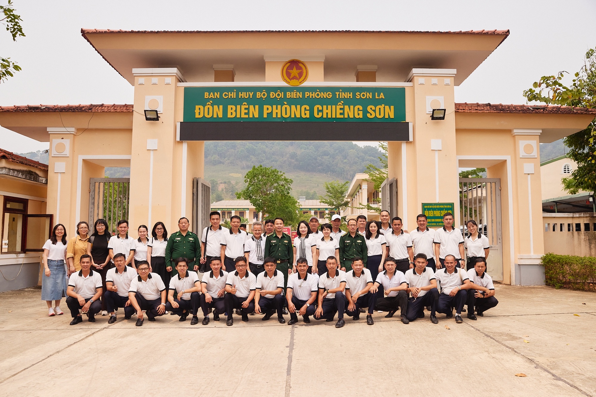 24 ng&agrave;y đ&ecirc;m, gần 5.000km xuy&ecirc;n Việt c&ugrave;ng h&agrave;ng chục chiếc Range Rover v&agrave; nhiều con số &lsquo;chưa từng kể&rsquo; về &lsquo;H&agrave;nh tr&igrave;nh từ tr&aacute;i tim&rsquo; vừa diễn ra- Ảnh 10.