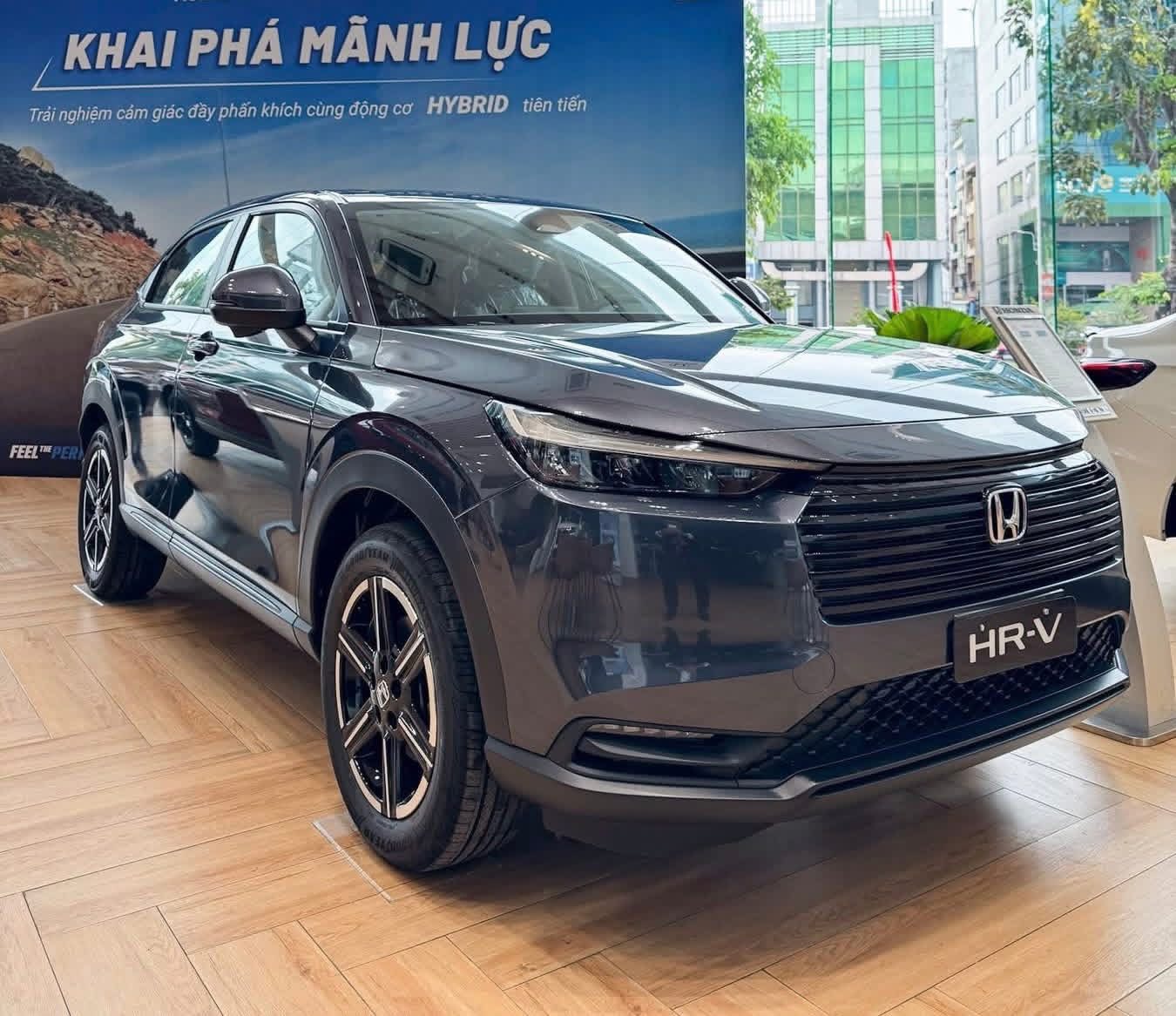 Honda HR-V thế hệ mới sẽ c&oacute; t&iacute;nh năng khiến Yaris Cross 'kh&oacute; ngủ': Chỉ l&agrave; SUV B nhưng c&oacute; l&aacute;i tự động AI, dễ chỉ c&ograve;n m&aacute;y hybrid- Ảnh 2.