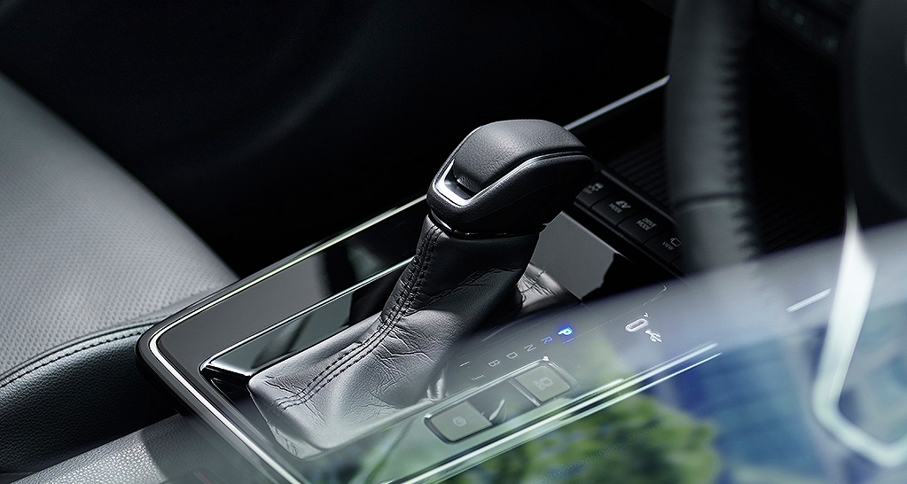 Toyota Corolla Cross sắp được n&acirc;ng cấp, nhưng nhiều t&iacute;nh năng vẫn "vắng mặt" d&ugrave; đối thủ đ&atilde; c&oacute;- Ảnh 2.