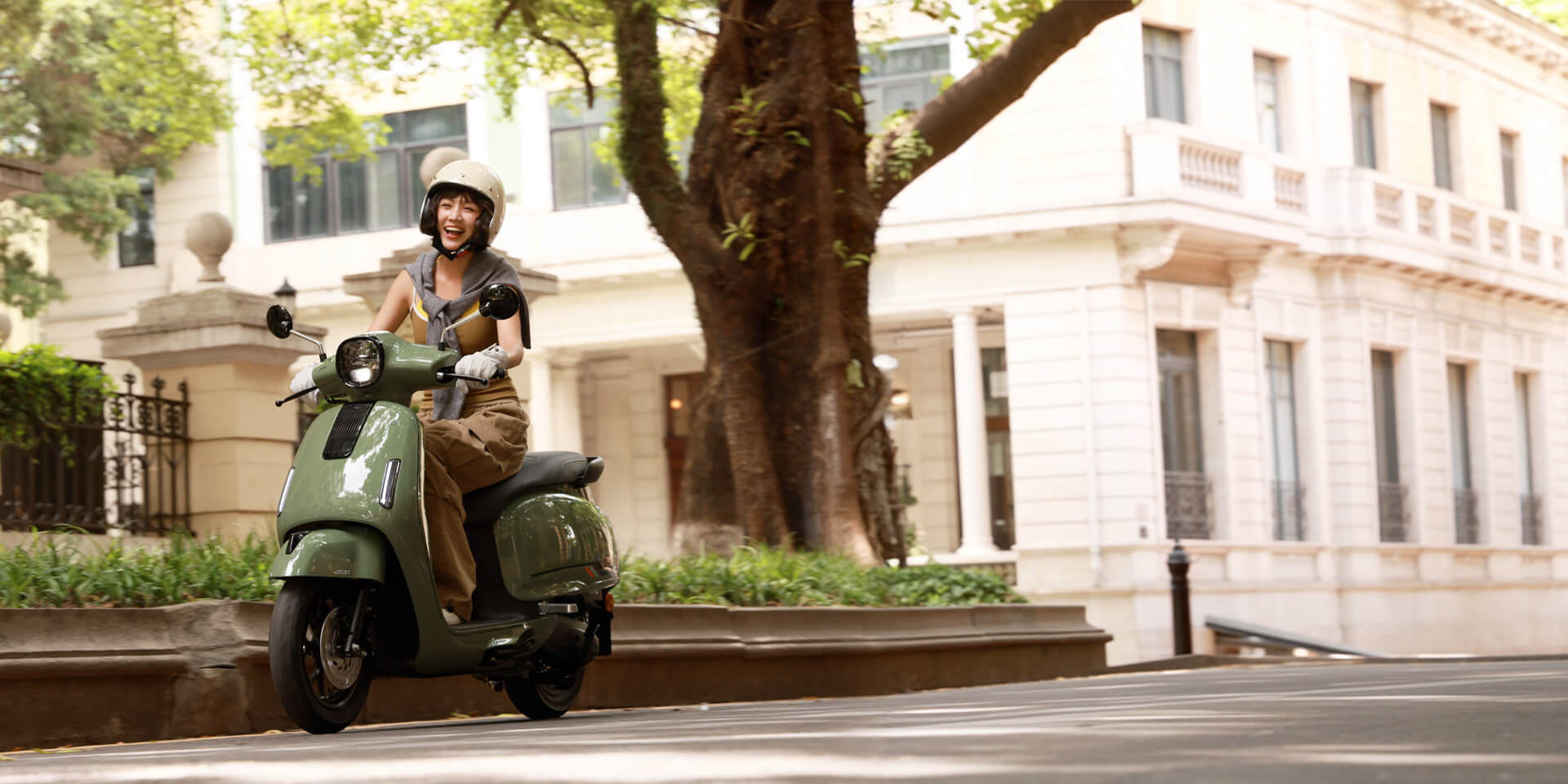 Honda NWF125 g&acirc;y ch&uacute; &yacute; với phong c&aacute;ch retro, liệu c&oacute; đủ sức cạnh tranh với ch&iacute;nh người anh em Honda Vision tại Việt Nam?- Ảnh 5.