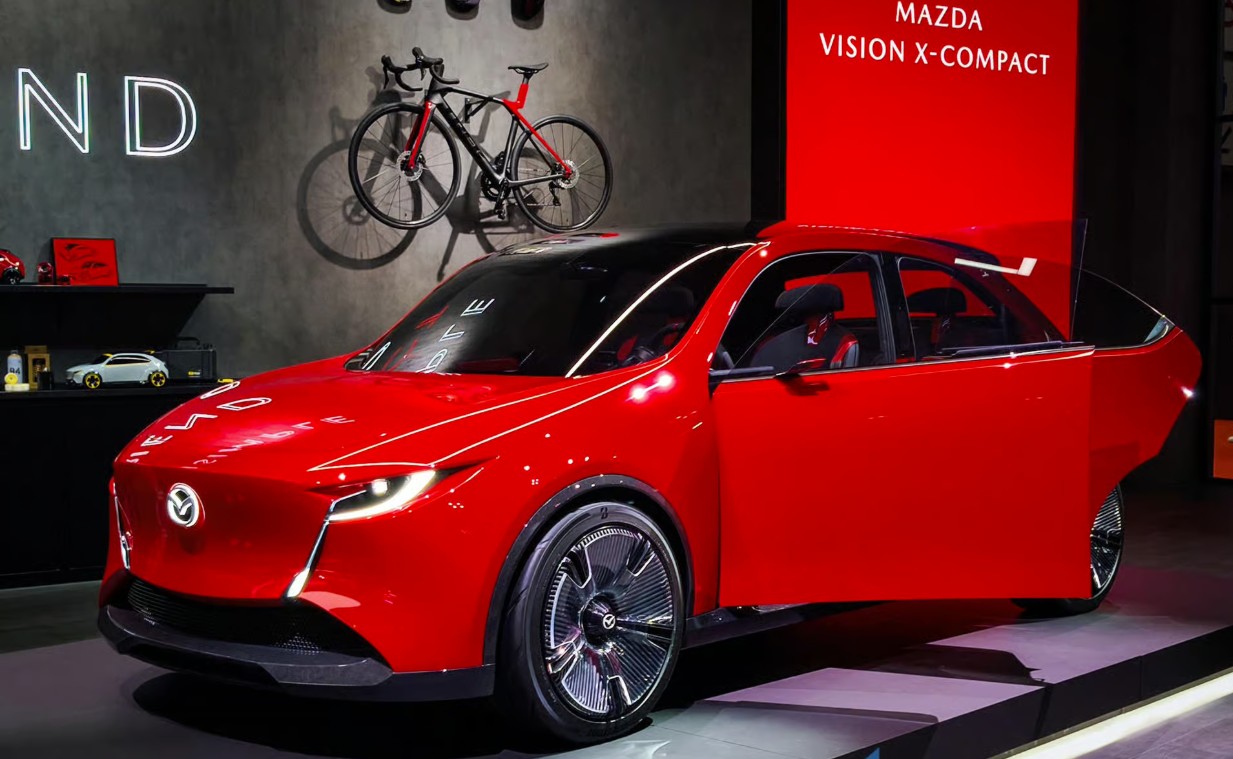 Mazda2 2026 ra mắt: Th&ecirc;m tiện nghi v&agrave; t&iacute;nh năng ADAS, động cơ hybrid 1.5L từ Toyota- Ảnh 6.