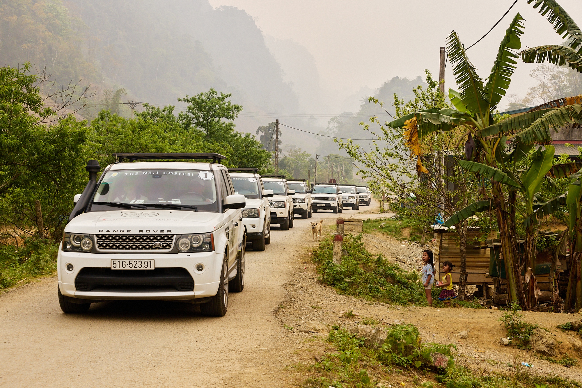 Đ&acirc;y l&agrave; l&yacute; do &ocirc;ng Đặng L&ecirc; Nguy&ecirc;n Vũ chọn Rolls-Royce, Ferrari v&agrave; Land Rover xuy&ecirc;n Việt lần n&agrave;y d&ugrave; sở hữu rất nhiều xe từ thương hiệu đẳng cấp kh&aacute;c- Ảnh 5.