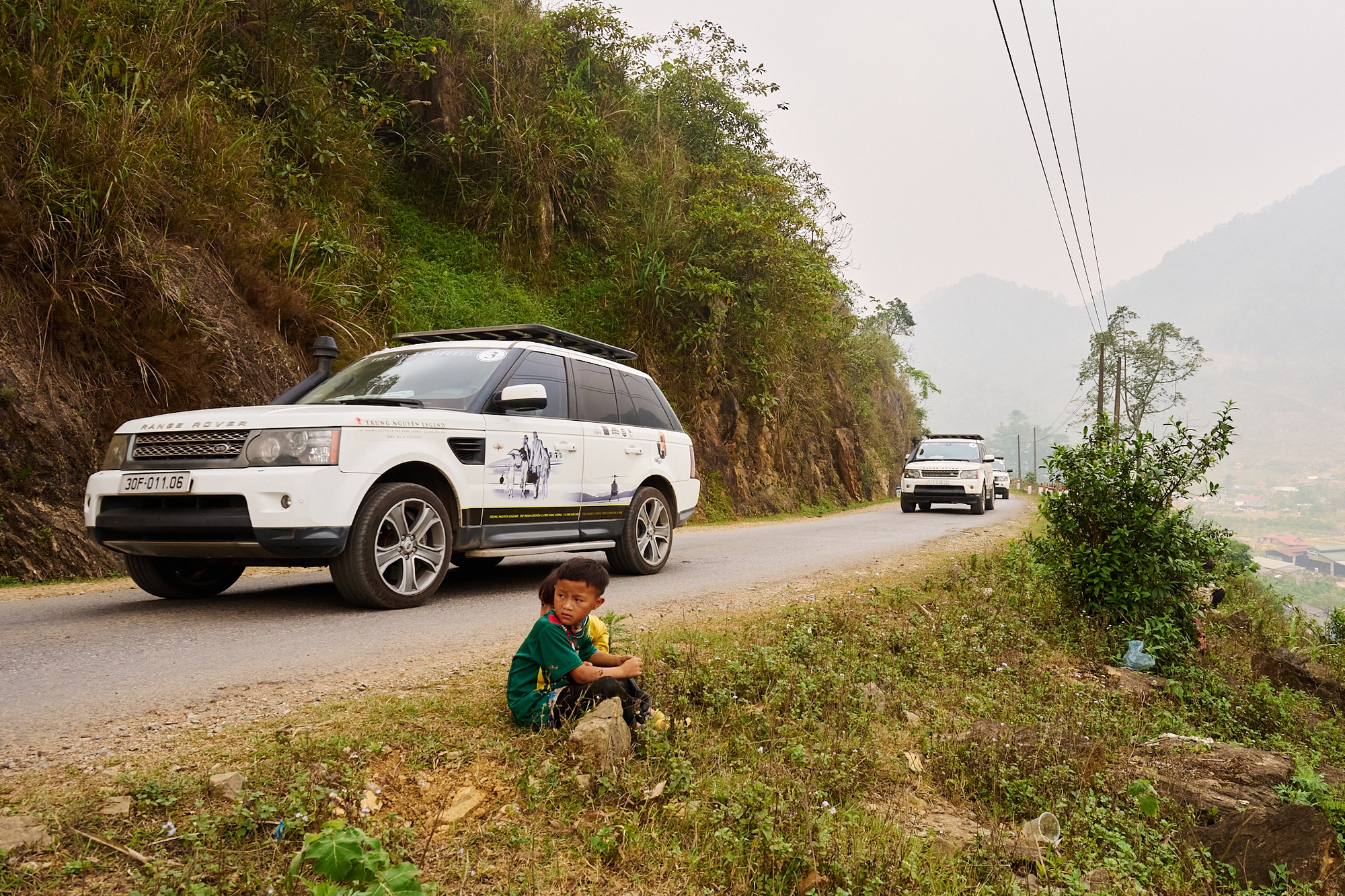 Đ&acirc;y l&agrave; l&yacute; do &ocirc;ng Đặng L&ecirc; Nguy&ecirc;n Vũ chọn Rolls-Royce, Ferrari v&agrave; Land Rover xuy&ecirc;n Việt lần n&agrave;y d&ugrave; sở hữu rất nhiều xe từ thương hiệu đẳng cấp kh&aacute;c- Ảnh 6.