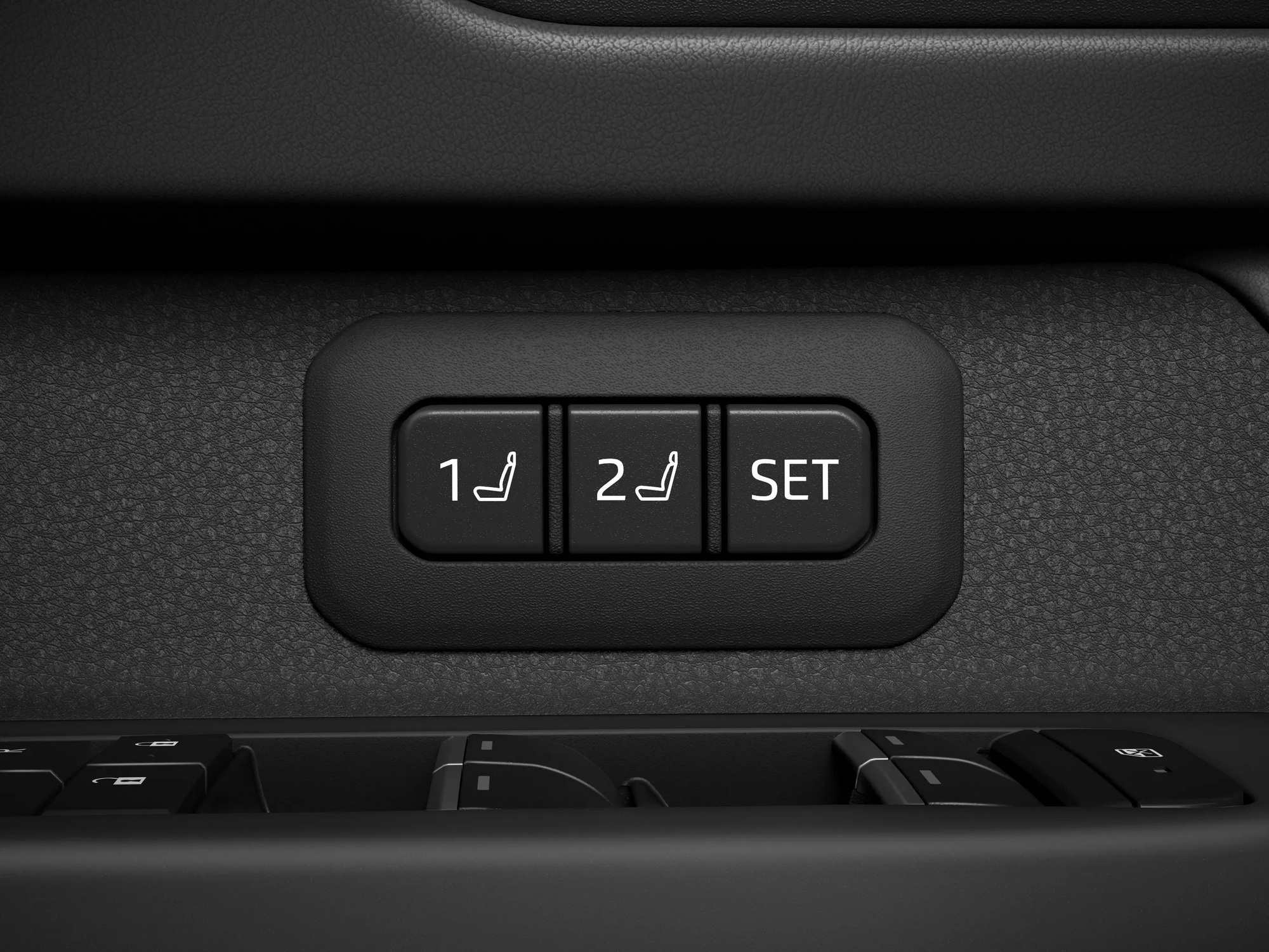 Toyota Prado 2026 bổ sung tính năng này sau khi bị liệt vào 'xe bị ăn trộm nhiều nhất' tại Nhật Bản- Ảnh 7. Toyota Prado 2026 bổ sung tính năng này sau khi bị liệt vào 'xe bị ăn trộm nhiều nhất' tại Nhật Bản- Ảnh 7.