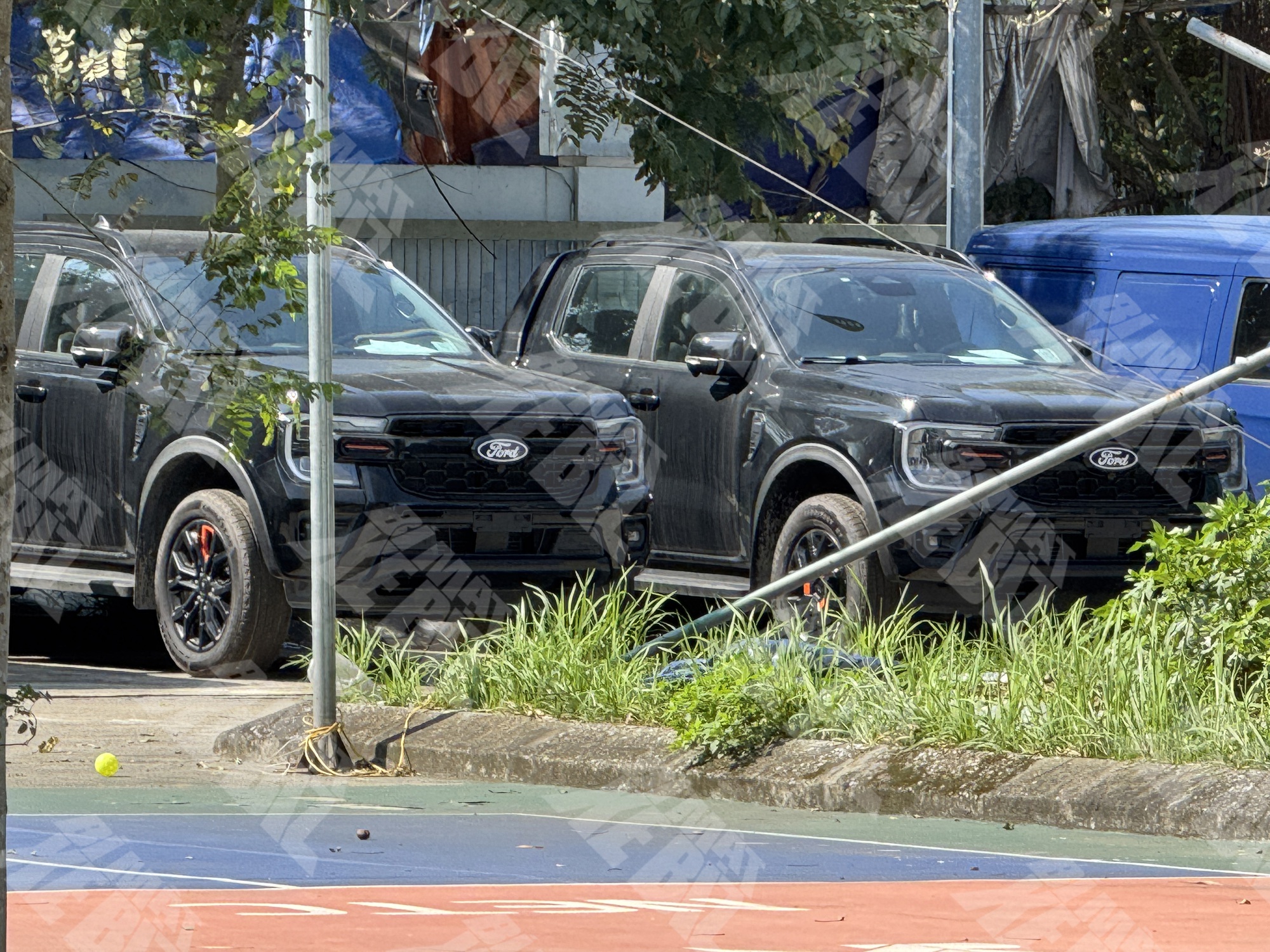 Ford Ranger Wildtrak 2026 tiếp tục lộ diện tại Việt Nam với 2 cấu hình: Dễ thêm bản một cầu giá rẻ hơn với động cơ mới, phân biệt được ngay từ ngoại hình- Ảnh 1. Ford Ranger Wildtrak 2026 tiếp tục lộ diện tại Việt Nam với 2 cấu hình: Dễ thêm bản một cầu giá rẻ hơn với động cơ mới, phân biệt được ngay từ ngoại hình- Ảnh 1.