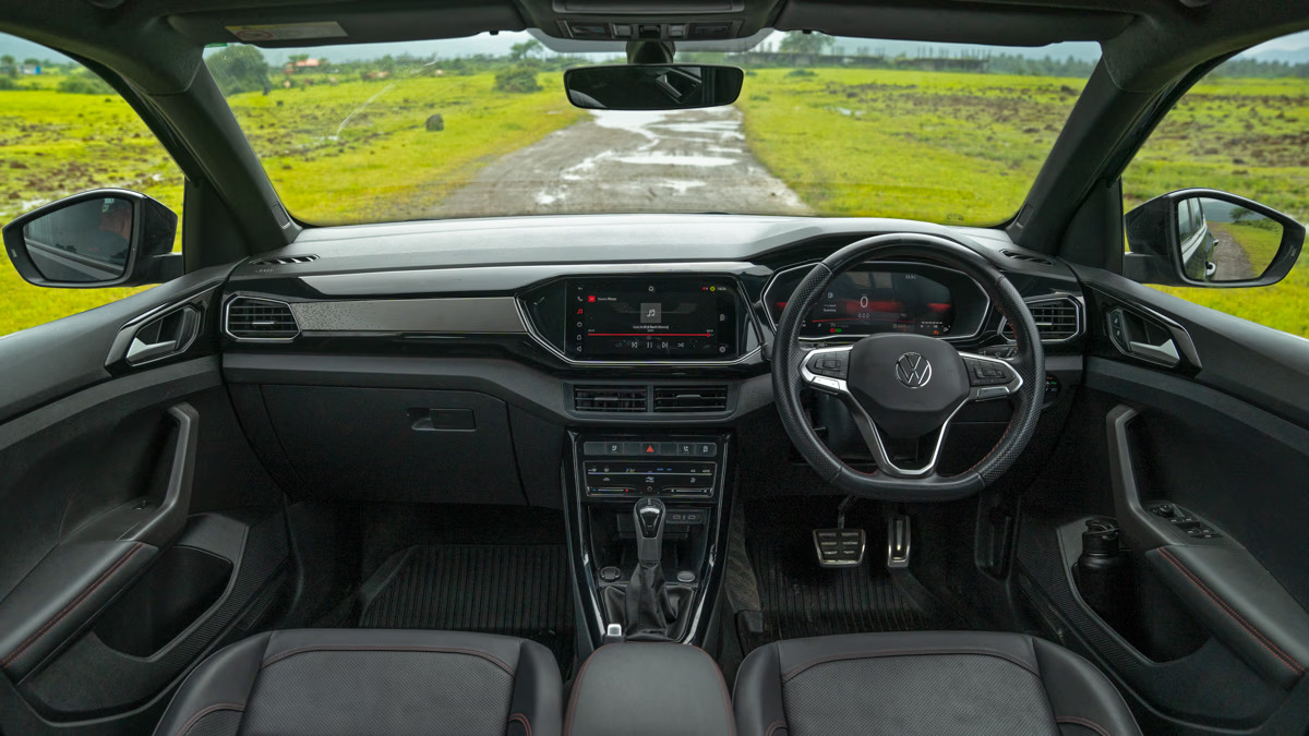 Volkswagen T-Cross có bản nâng cấp mới: Thay đổi diện mạo như 'tiểu Tiguan', liệu có cơ hội 'phục thù' tại Việt Nam?- Ảnh 3. Volkswagen T-Cross có bản nâng cấp mới: Thay đổi diện mạo như 'tiểu Tiguan', liệu có cơ hội 'phục thù' tại Việt Nam?- Ảnh 3.