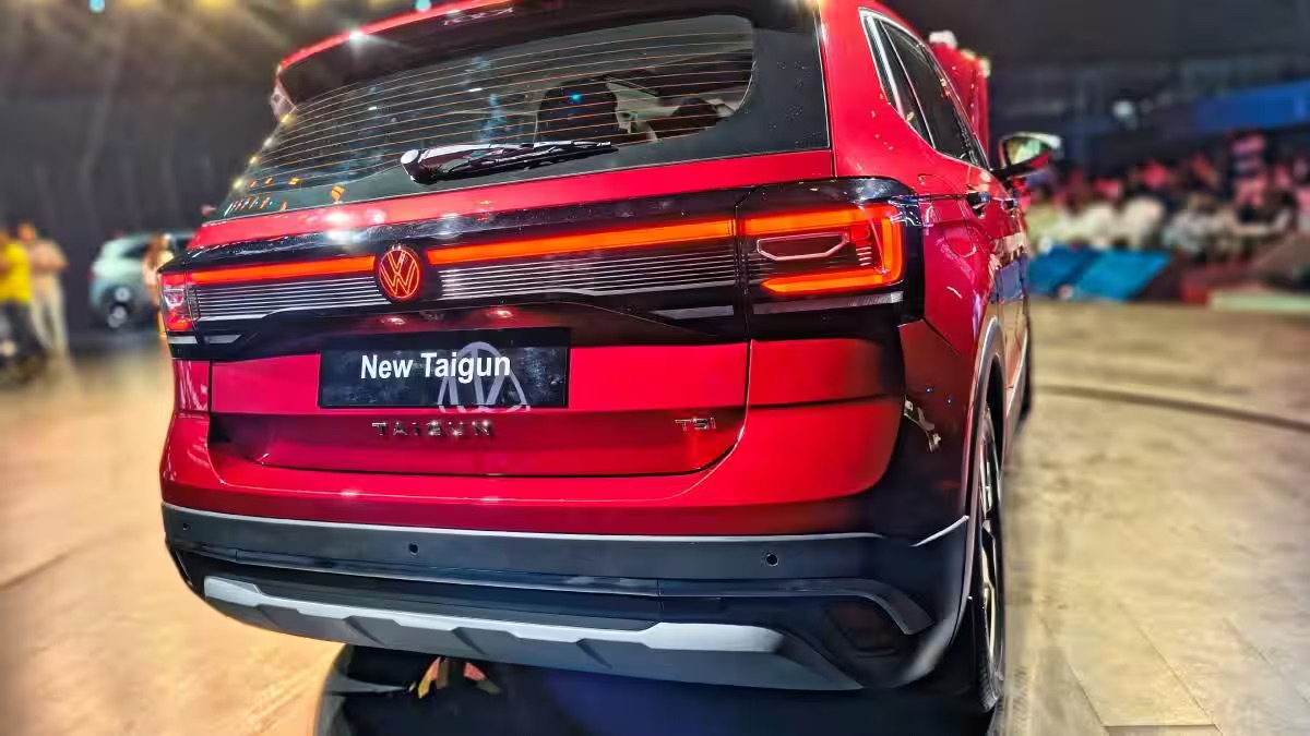 Volkswagen Taigun 2026 ra mắt: Mặt trước long lanh hơn hẳn, c&oacute; massage ghế sau, hộp số mới nhưng thiếu ADAS để đấu Seltos, Creta- Ảnh 4.