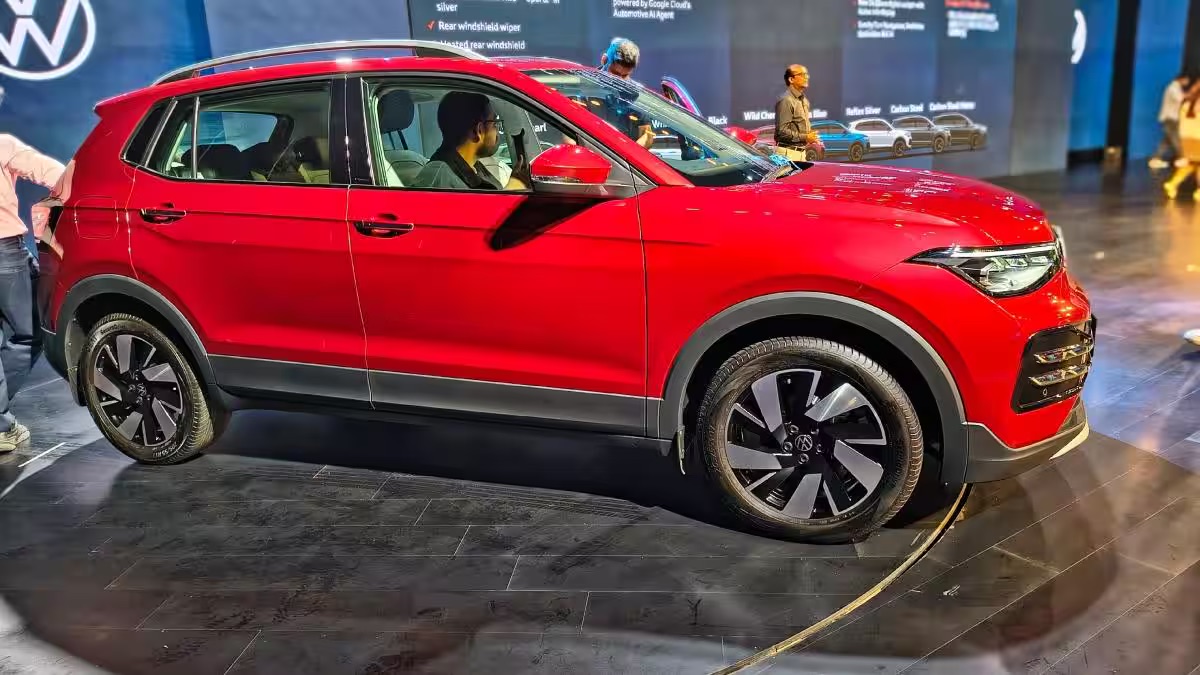 Volkswagen Taigun 2026 ra mắt: Mặt trước long lanh hơn hẳn, c&oacute; massage ghế sau, hộp số mới nhưng thiếu ADAS để đấu Seltos, Creta- Ảnh 2.