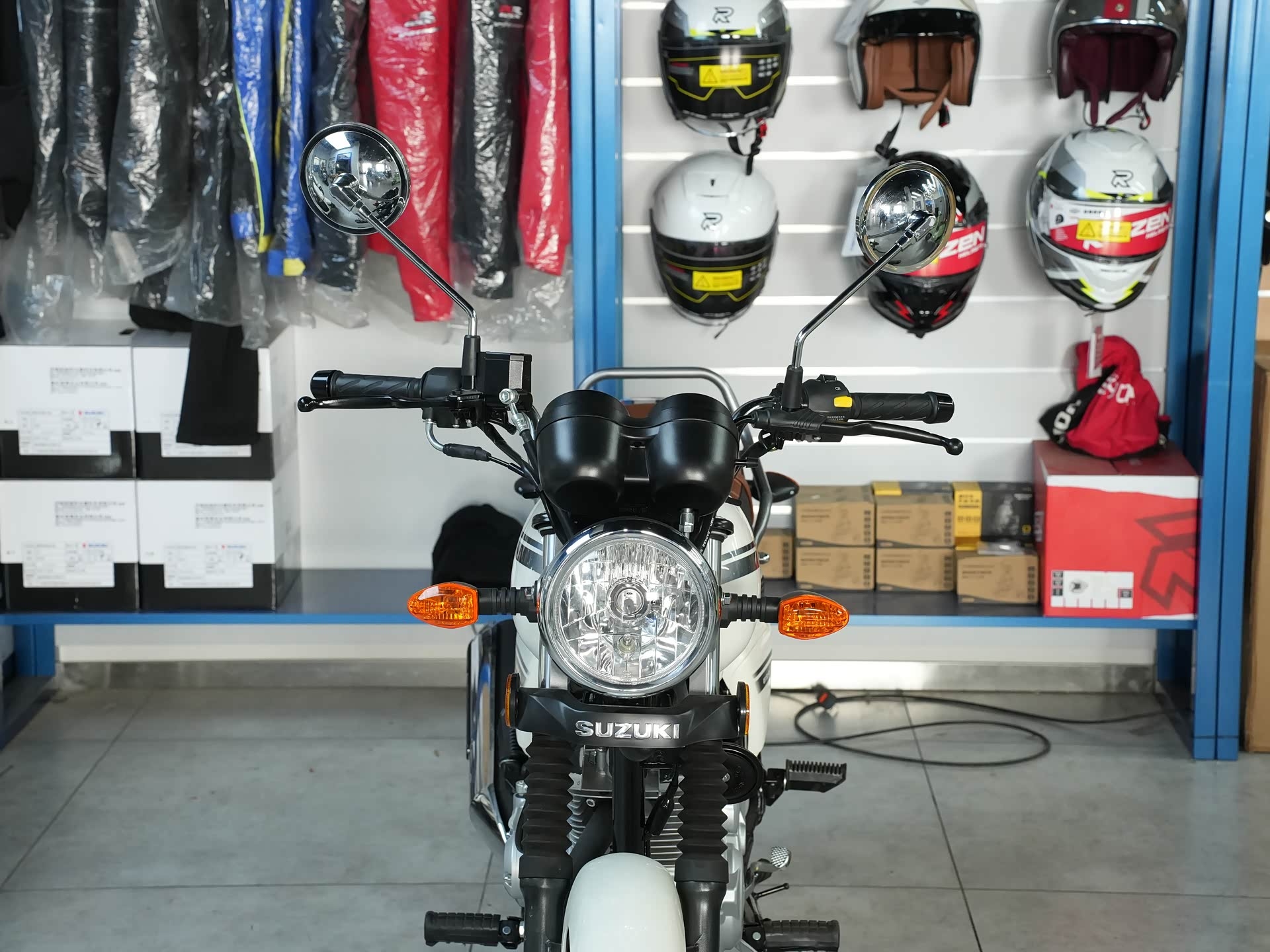 Suzuki tung ra mẫu xe c&ocirc;n tay chỉ hơn 30 triệu đồng: Người Việt lập tức nhớ tới &ldquo;huyền thoại&rdquo; EN150-A- Ảnh 3.