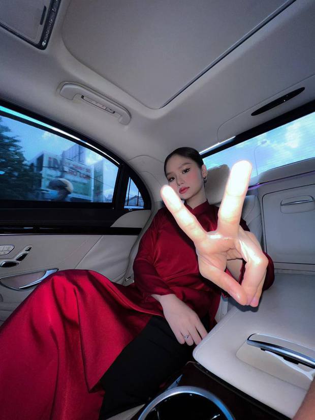 Gu chơi xe của Miu L&ecirc;: Trung th&agrave;nh với t&ocirc;ng m&agrave;u trắng, n&acirc;ng cấp dần từ Mercedes-Benz sang Porsche- Ảnh 6.