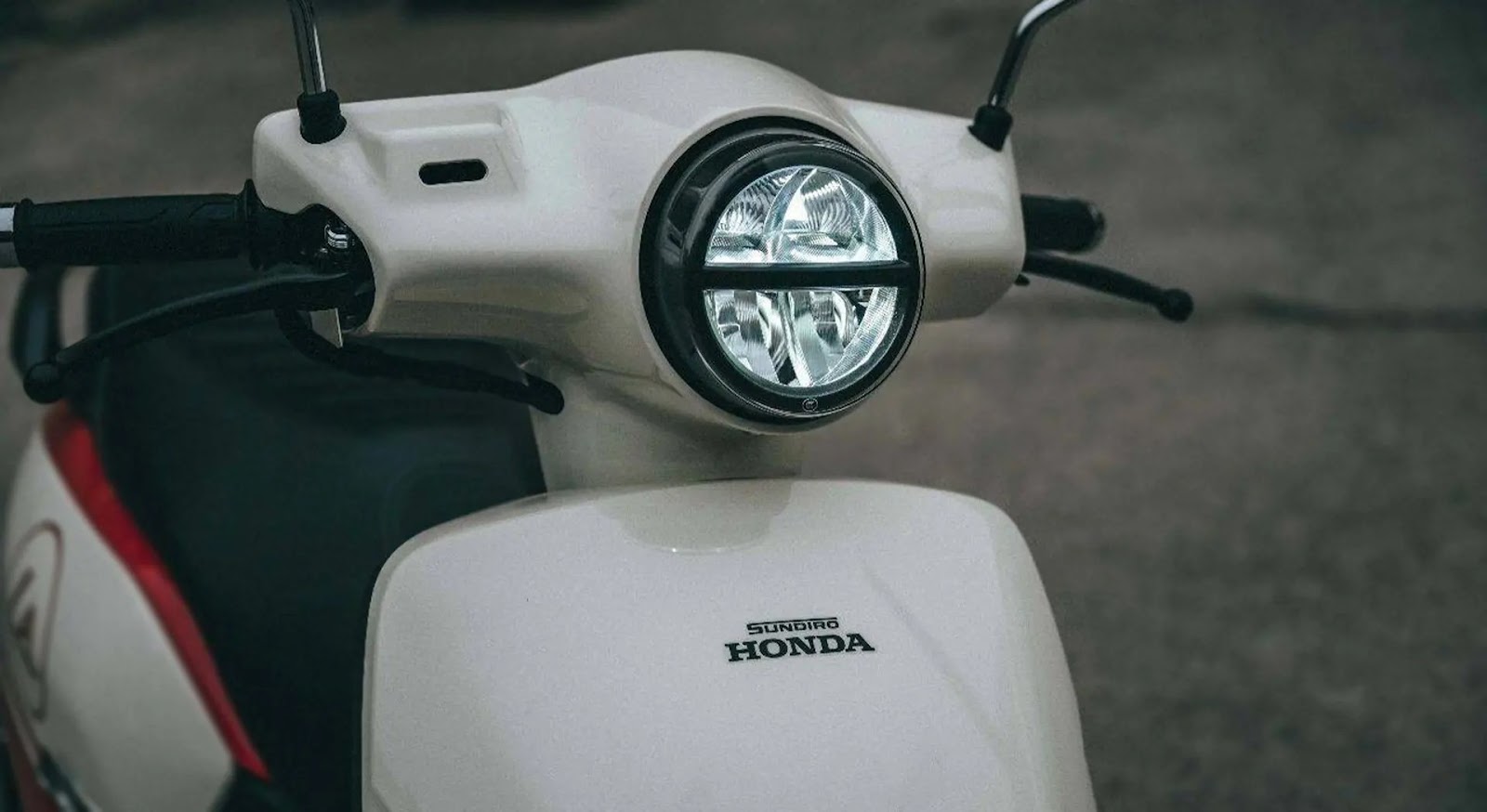 Xe tay ga mới của Honda: đẹp kh&ocirc;ng k&eacute;m Vespa m&agrave; gi&aacute; chỉ từ 40 triệu đồng- Ảnh 1.