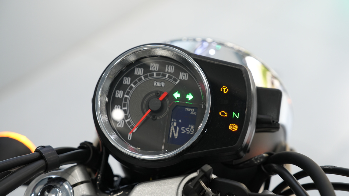 M&ocirc; t&ocirc; cho d&acirc;n chơi Honda CB350C về Việt Nam: M&aacute;y to hơn SH 350i, nguồn gốc nhập khẩu khiến nhiều người bất ngờ- Ảnh 2.
