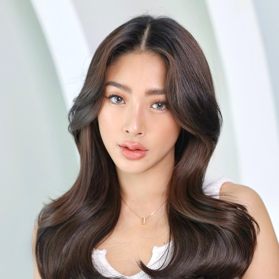 Clip &ocirc; t&ocirc; &ldquo;đi&ecirc;n&rdquo; t&ocirc;ng sập tường lao v&agrave;o nh&agrave; sao nữ đang mang thai: Đồ đạc vỡ n&aacute;t văng tung t&oacute;e, lời khai của t&agrave;i xế g&acirc;y phẫn nộ- Ảnh 4.