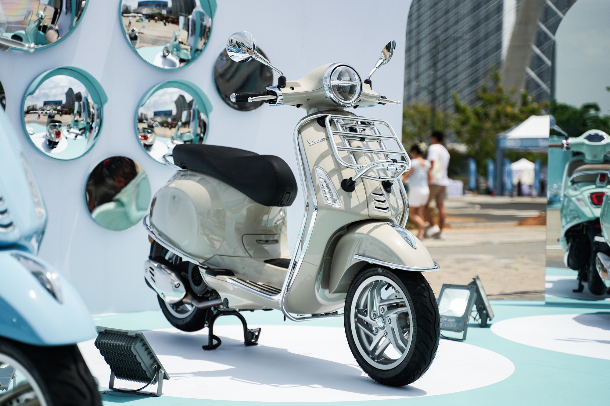 80 năm Vespa: Biểu tượng di sản khuấy động tinh thần trẻ tại Thủ Thi&ecirc;m Riverstage!- Ảnh 22.