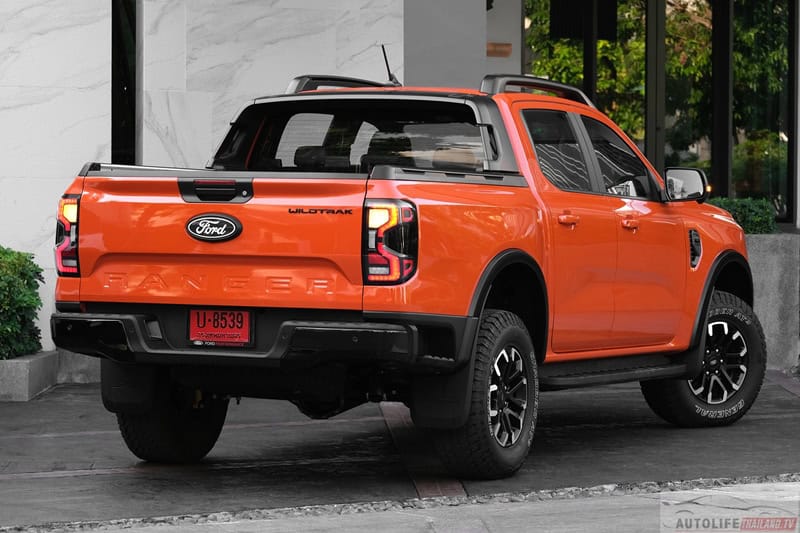 Ford Ranger Wildtrak X 2026 gi&aacute; quy đổi gần 1,2 tỷ đồng ở gần Việt Nam: M&aacute;y 3.0L V6, c&oacute; AWD, phuộc h&agrave;ng hiệu, lốp &lsquo;b&eacute;o&rsquo; như Raptor- Ảnh 2.