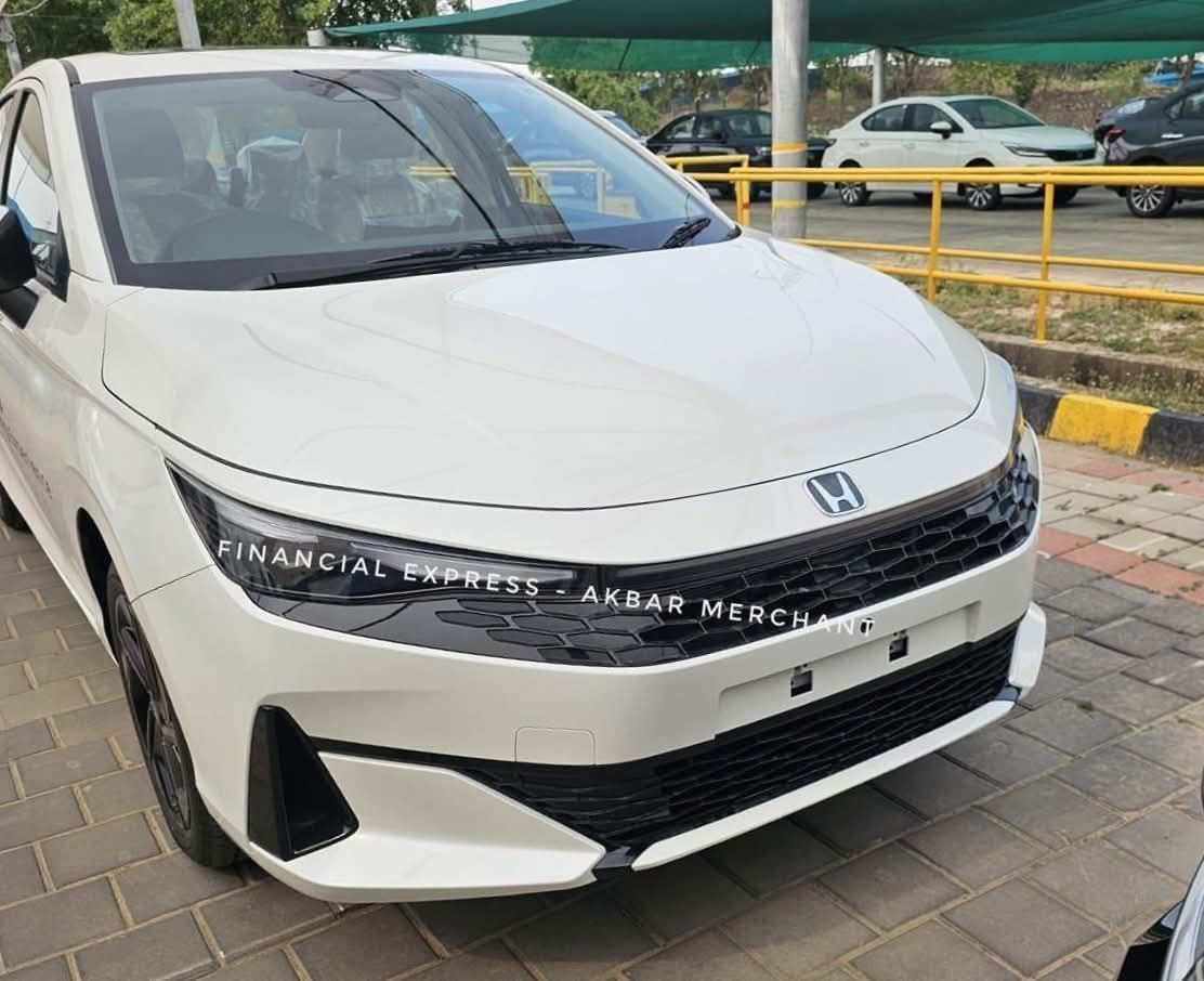 Honda City 2026 c&oacute; ảnh ch&iacute;nh thức, chốt ra mắt tuần n&agrave;y: Mặt trước kh&aacute;c biệt lớn, 5 camera, m&agrave;n h&igrave;nh to, th&ecirc;m tiện nghi cạnh tranh Vios, Accent- Ảnh 4.