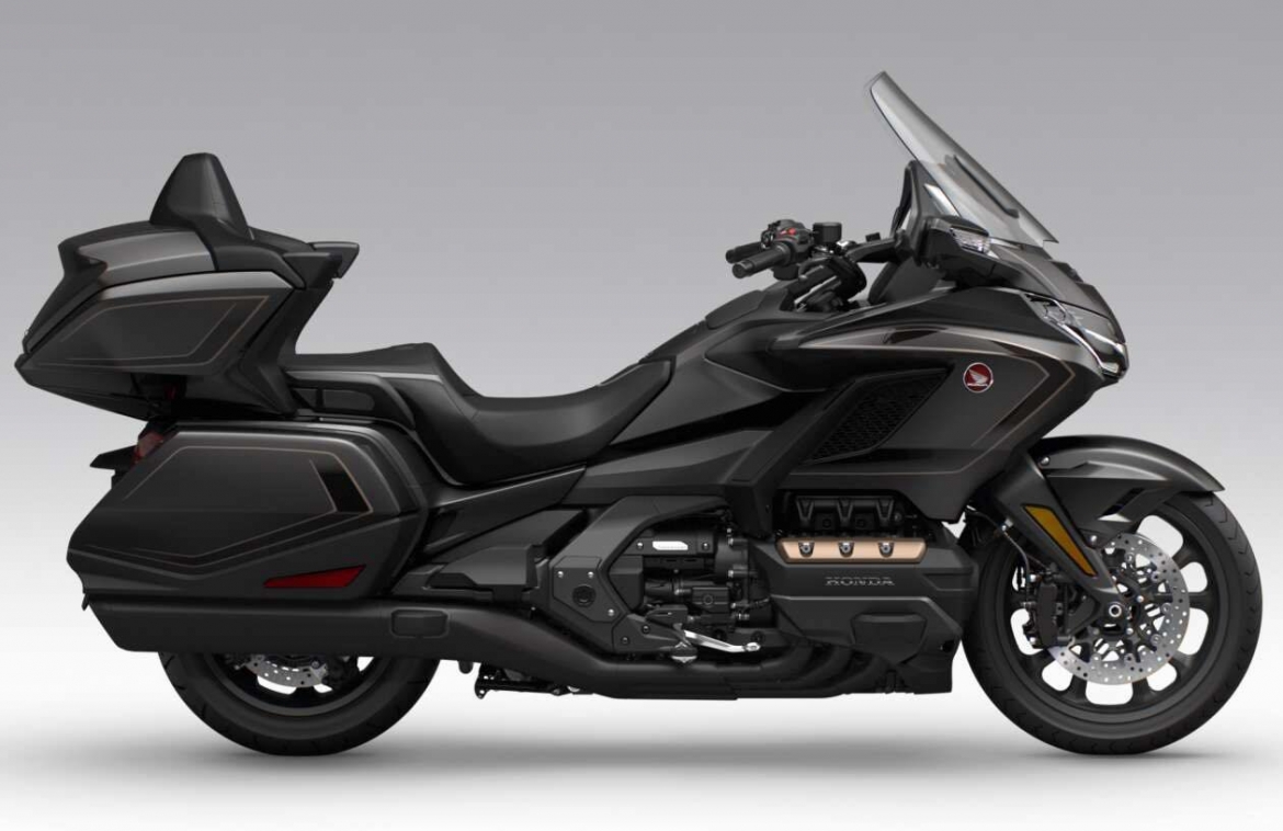Honda Gold Wing 2026 bất ngờ giảm gi&aacute; mạnh- Ảnh 4.