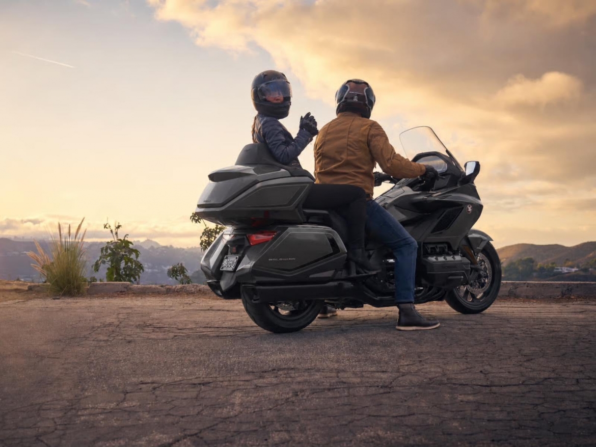 Honda Gold Wing 2026 bất ngờ giảm gi&aacute; mạnh- Ảnh 5.