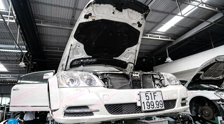 Xe Maybach biển số tứ qu&yacute; 9999 của b&agrave; Trương Mỹ Lan được mua đấu gi&aacute; hơn 16,6 tỷ đồng- Ảnh 1.