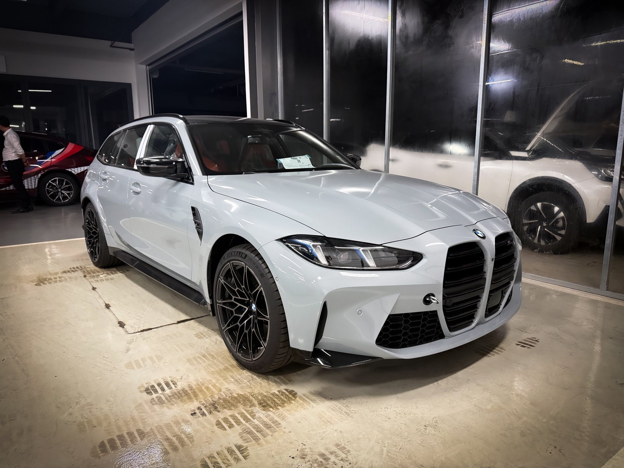 BMW M3 dáng độc đầu tiên về Việt Nam: Giá khó dưới 5,5 tỷ đồng, mạnh 530HP, màu sơn đắt hơn chiếc SHmode