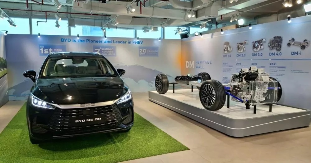 BYD M6 hybrid được &lsquo;test&rsquo; xăng thực tế: Trung b&igrave;nh 3,9L/100km, chạy từ đ&ocirc; thị tới đường đ&egrave;o dốc- Ảnh 4.