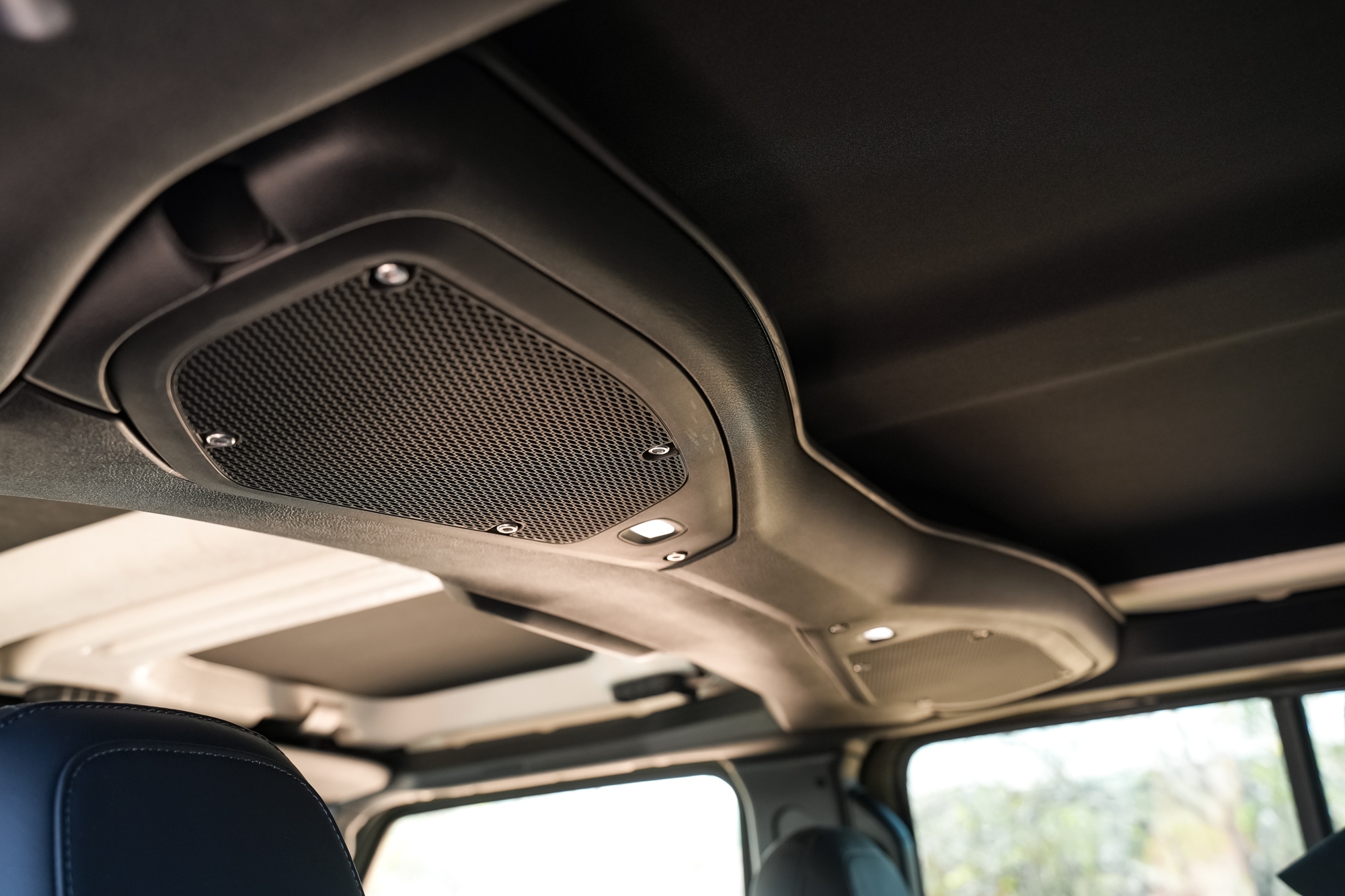 Ảnh thực tế Jeep Wrangler 2026 do THACO ph&acirc;n phối: M&aacute;y 2.0L, m&agrave;n h&igrave;nh lớn, c&oacute; ADAS, chốt gi&aacute; cuối th&aacute;ng n&agrave;y- Ảnh 13.