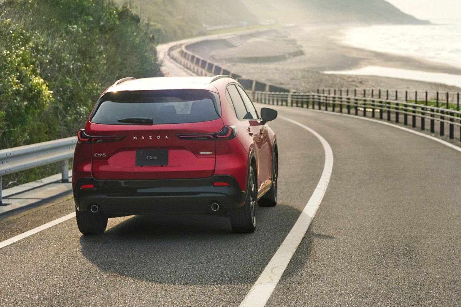 Mazda CX-5 2026 thêm động cơ hybrid mới mạnh hơn, cạnh tranh CR-V- Ảnh 3. Mazda CX-5 2026 thêm động cơ hybrid mới mạnh hơn, cạnh tranh CR-V- Ảnh 3.