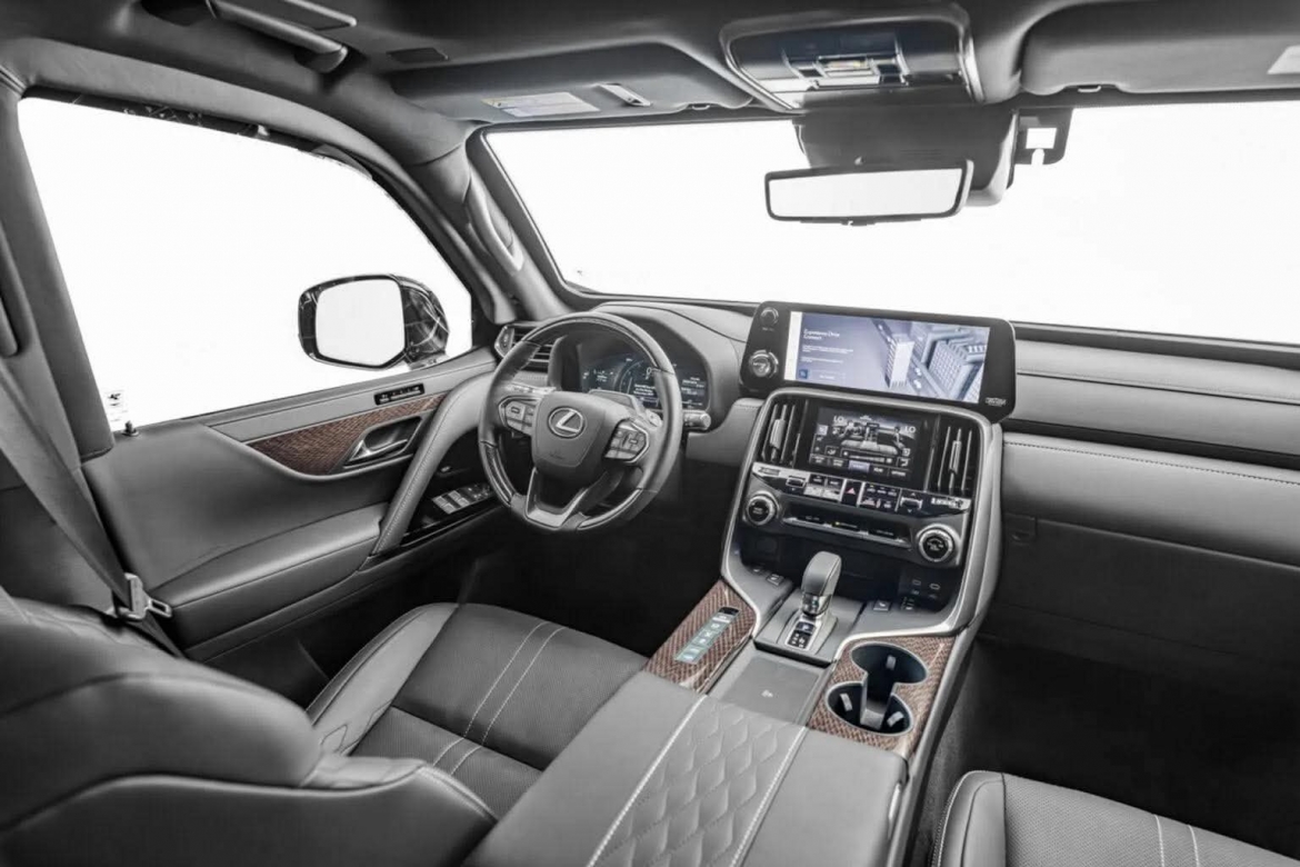 Kh&aacute;m ph&aacute; Lexus LX 700 chống đạn, chịu được đạn AK-47 v&agrave; cả lựu đạn- Ảnh 8.