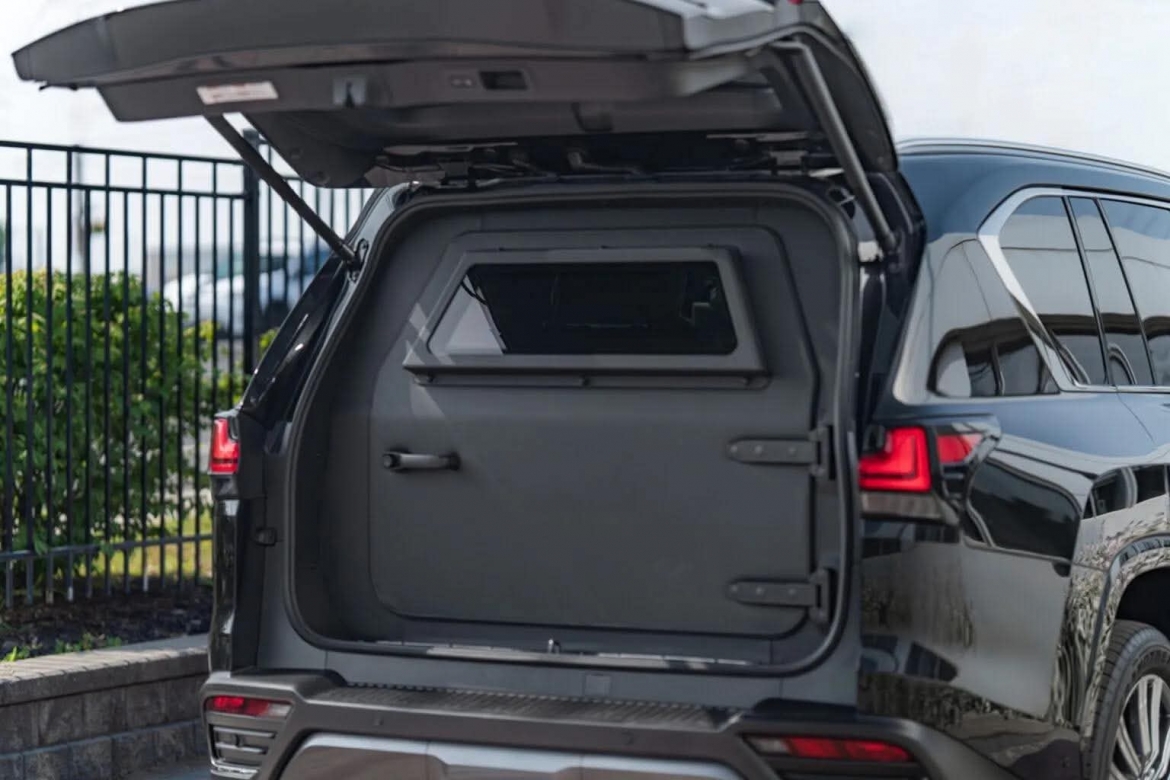 Kh&aacute;m ph&aacute; Lexus LX 700 chống đạn, chịu được đạn AK-47 v&agrave; cả lựu đạn- Ảnh 5.