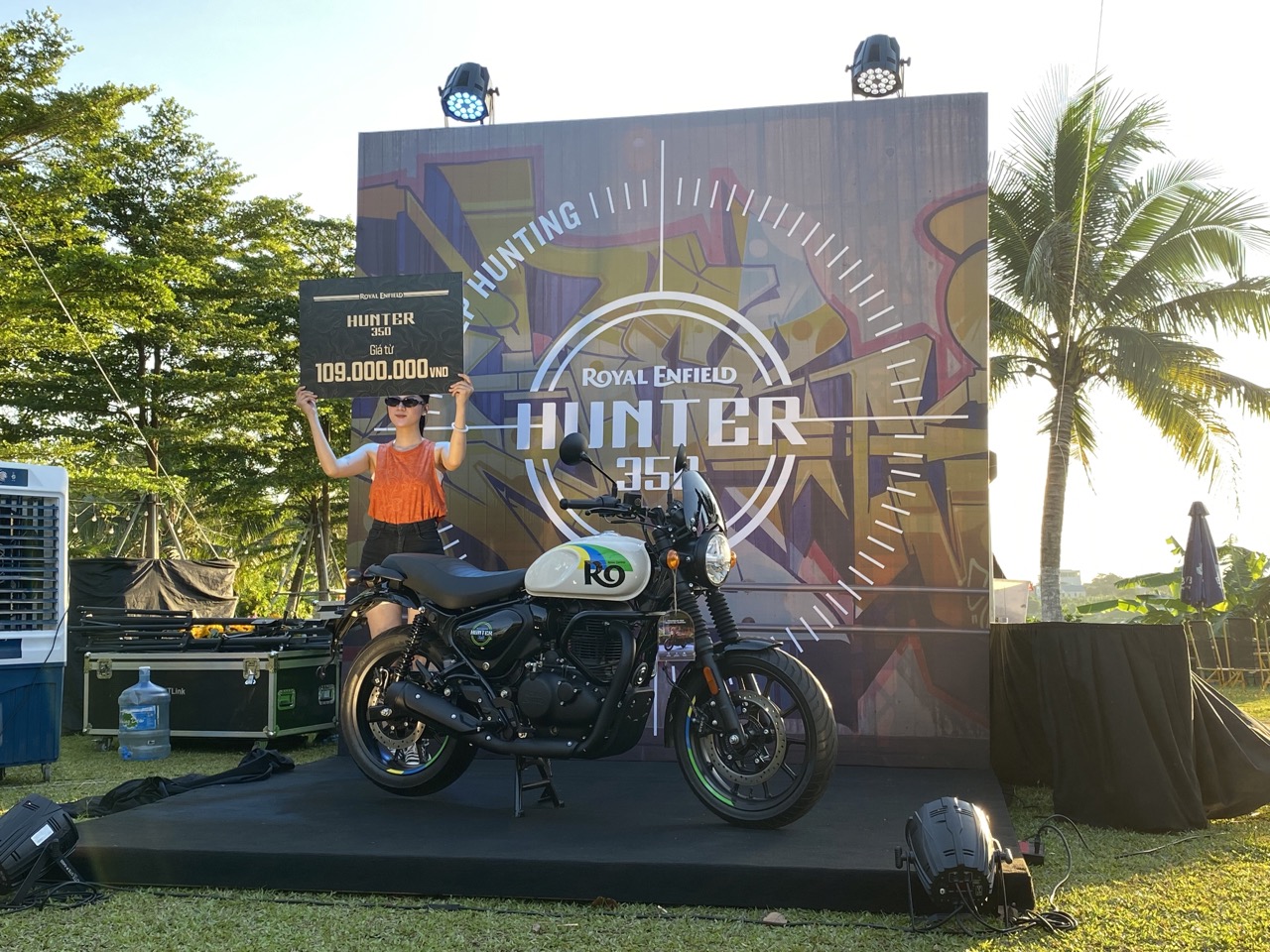 Royal Enfield quay lại Việt Nam: Ra mắt c&ugrave;ng l&uacute;c 5 xe mới, gi&aacute; từ 109 triệu đồng, đầy đủ ph&acirc;n kh&uacute;c từ 350 đến 650cc- Ảnh 3.