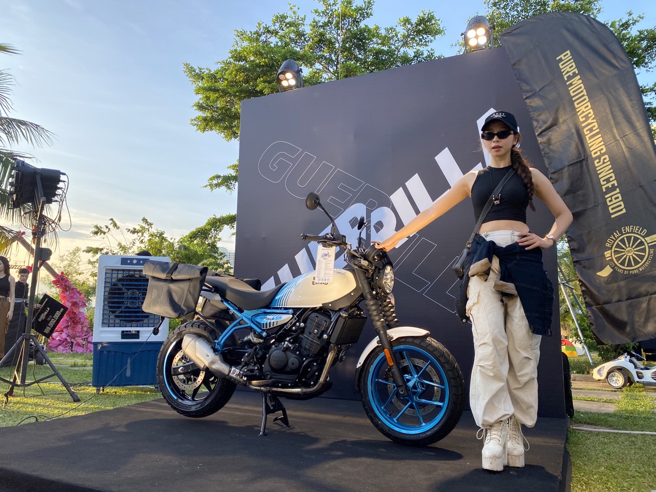 Royal Enfield quay lại Việt Nam: Ra mắt c&ugrave;ng l&uacute;c 5 xe mới, gi&aacute; từ 109 triệu đồng, đầy đủ ph&acirc;n kh&uacute;c từ 350 đến 650cc- Ảnh 5.