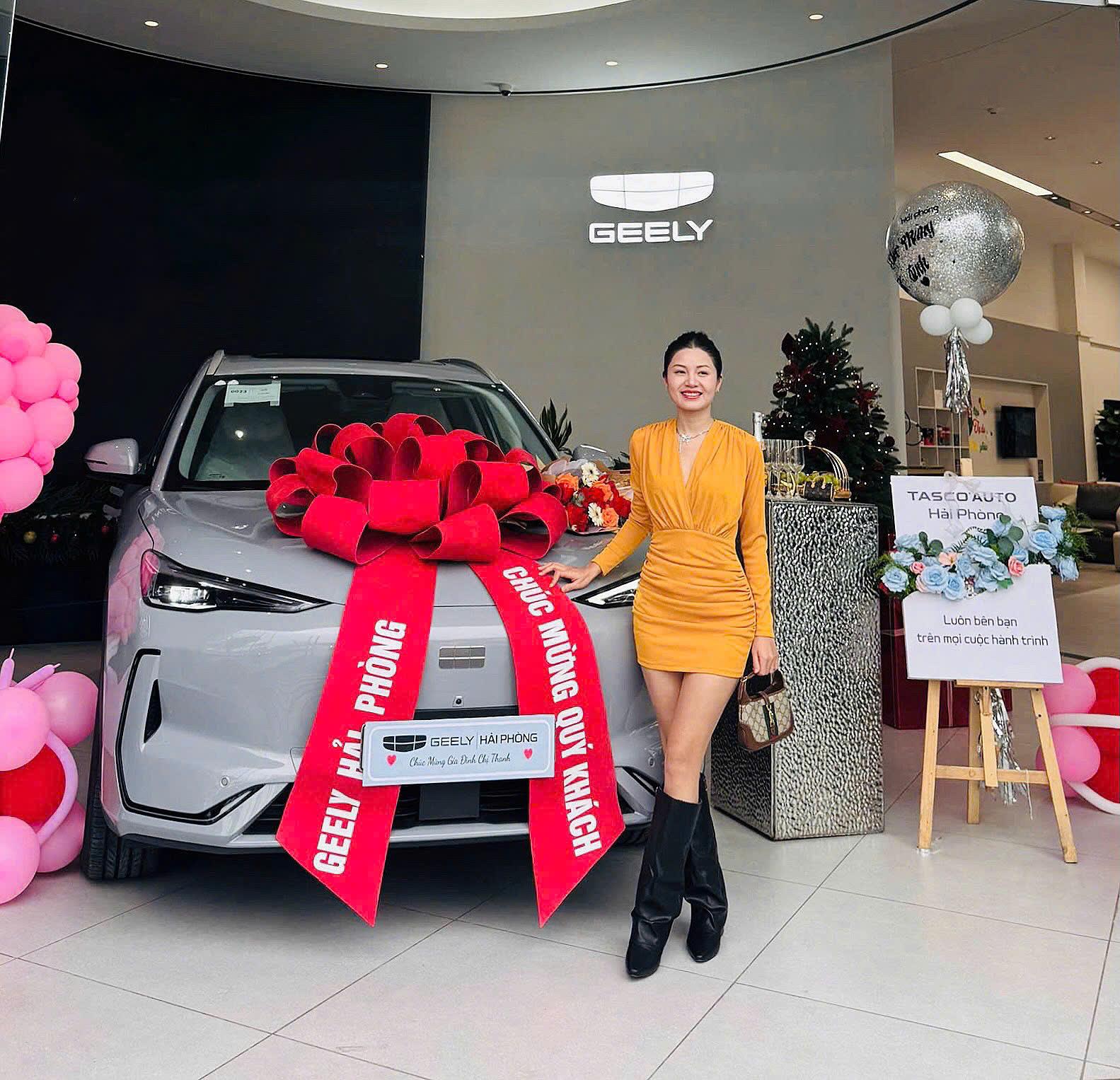 Tiết kiệm tối đa nhờ trạm sạc tại nh&agrave; v&agrave; điện mặt trời: Trải nghiệm thực tế từ nữ chủ nh&acirc;n Geely EX5- Ảnh 2.