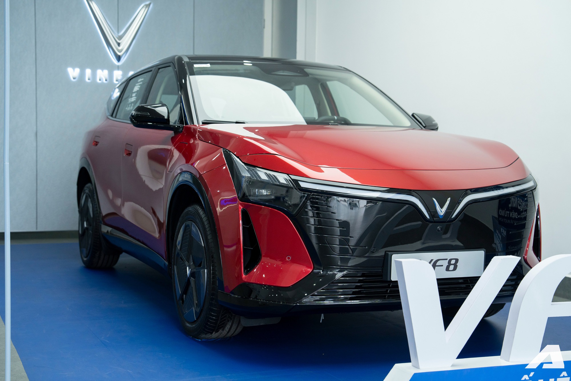 Chủ xe VF 8 đời đầu n&oacute;i thẳng về VF 8 thế hệ mới: Đ&aacute;ng để &lsquo;xuống tiền&rsquo; hay b&igrave;nh tĩnh chờ đợi th&ecirc;m?- Ảnh 1.