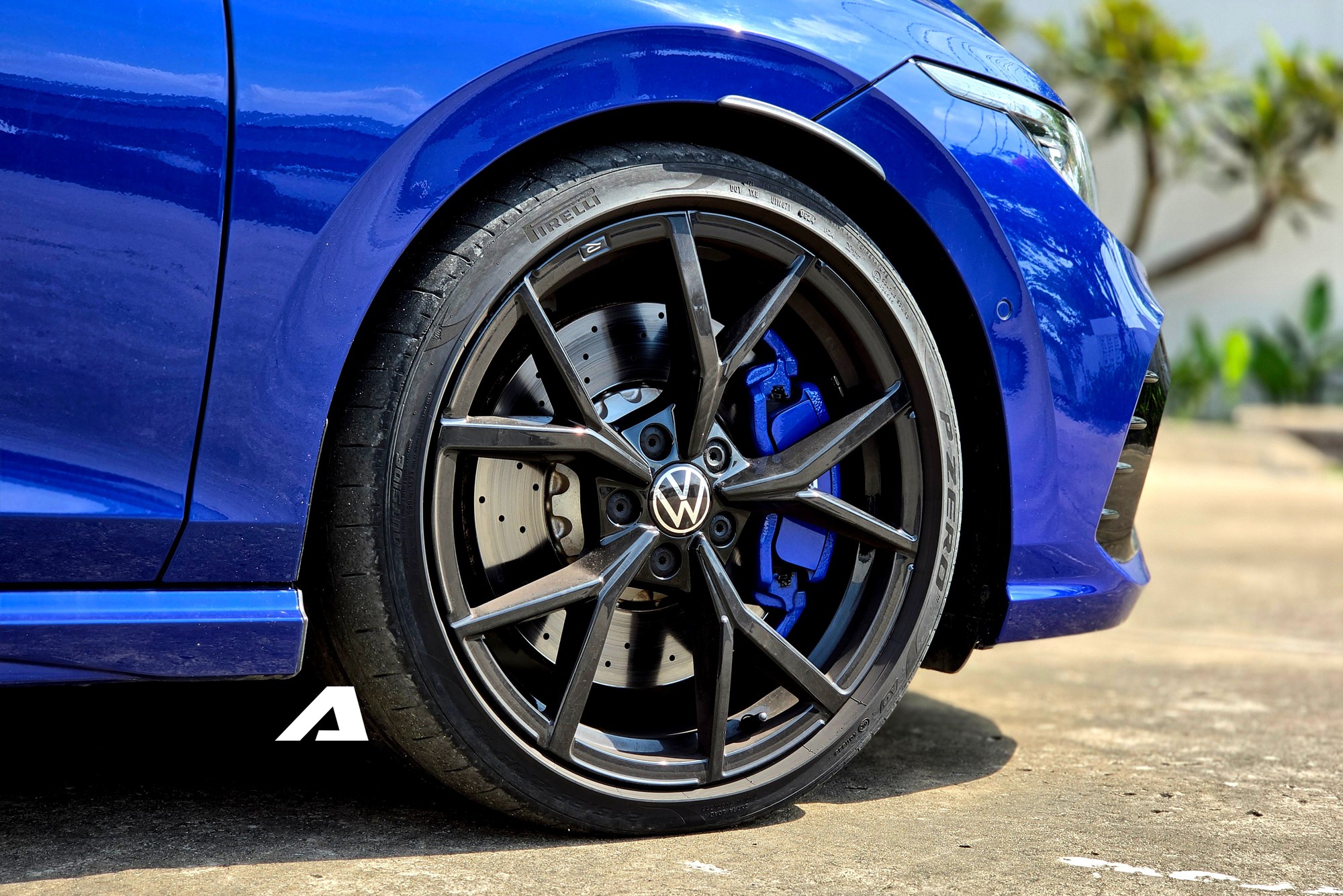 T&ocirc;i cầm l&aacute;i Volkswagen Golf R tr&ecirc;n đường phố Việt Nam: Gợi lại cảm gi&aacute;c l&aacute;i xe đua đ&uacute;ng nghĩa, sức mạnh kh&ocirc;ng l&agrave; yếu tố ghi điểm duy nhất- Ảnh 7.