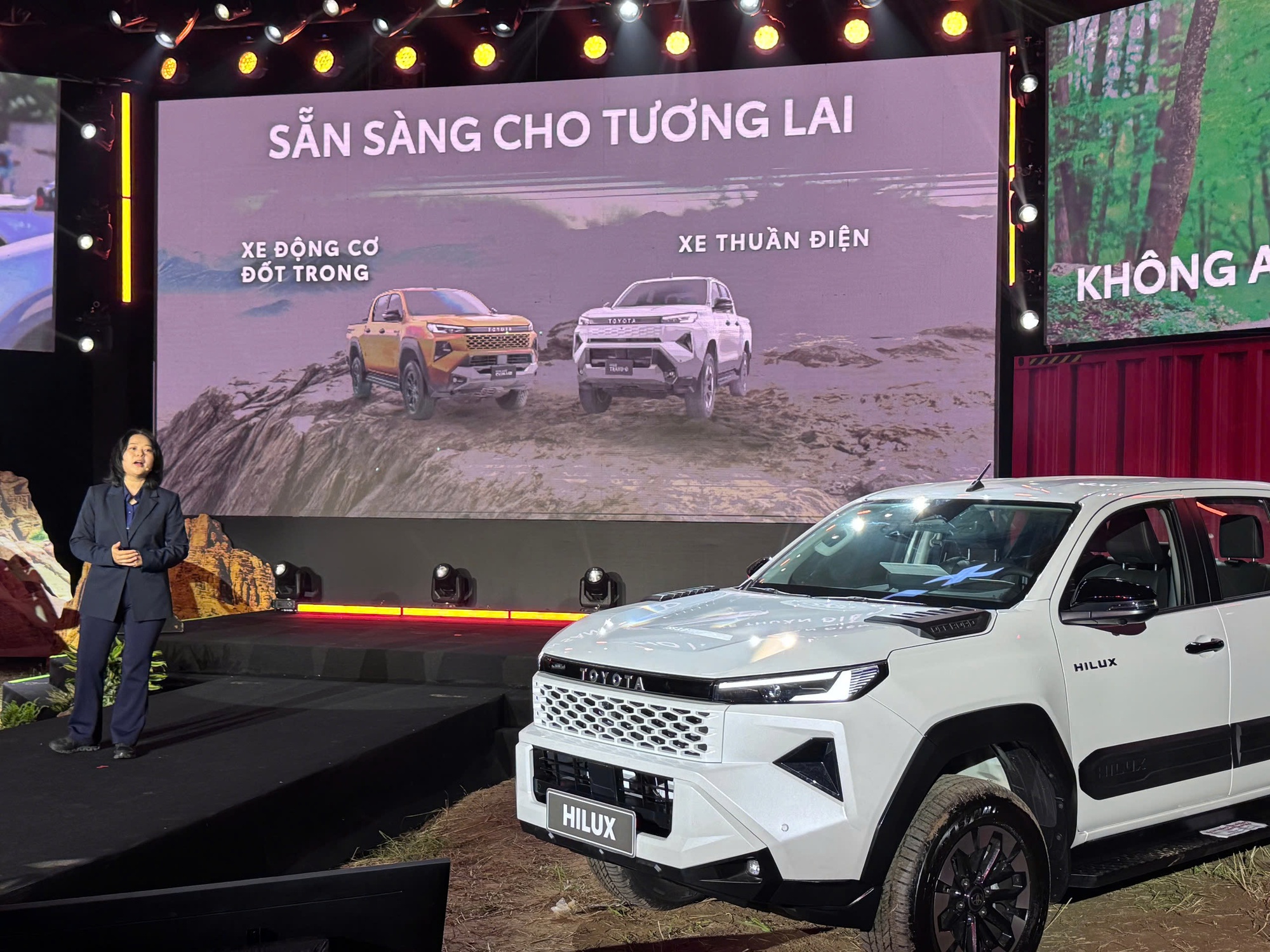 Tồn kho &ocirc; t&ocirc; tăng cao, vắng b&oacute;ng mẫu mới- Ảnh 1.