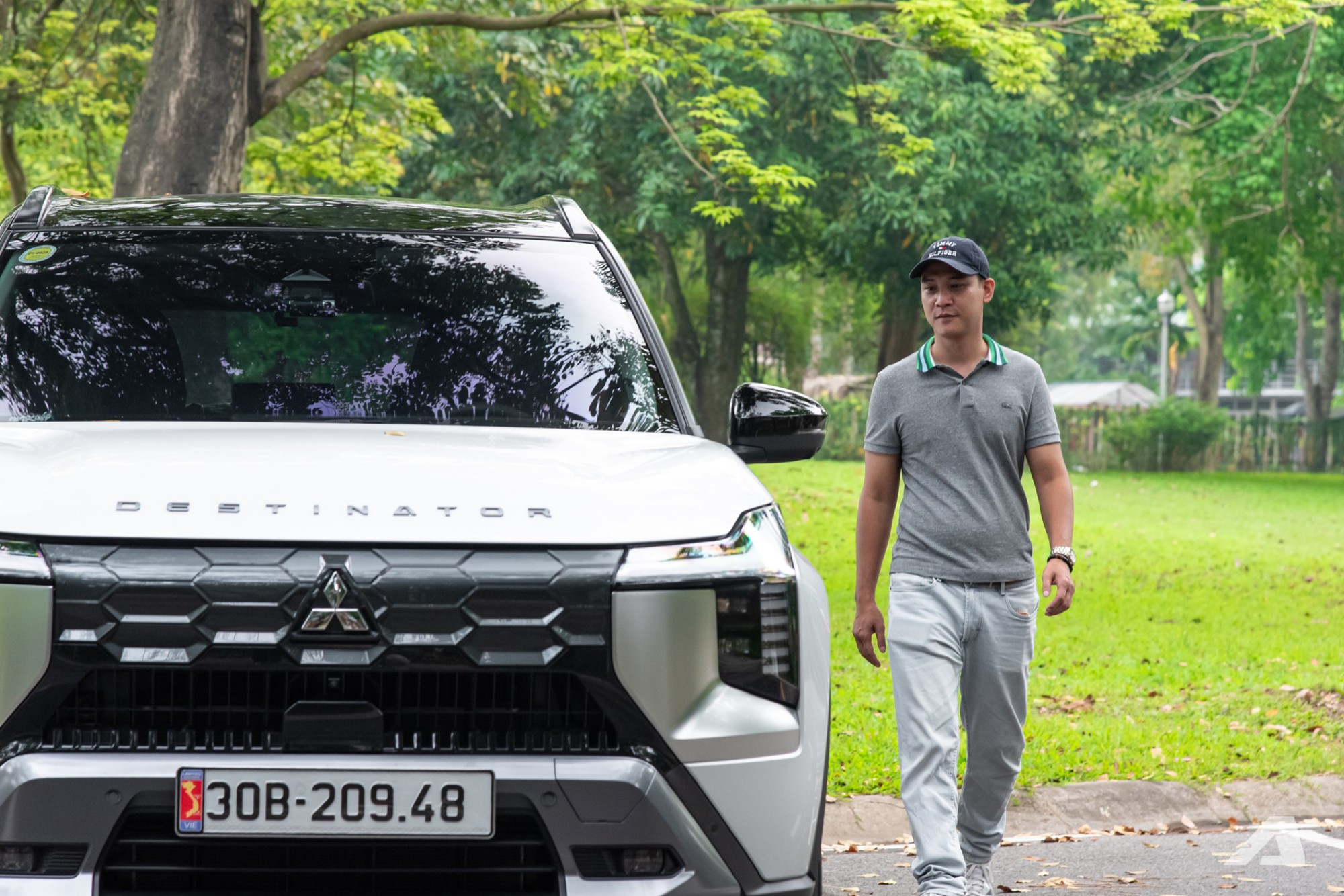 Lấy Mitsubishi Destinator chở gia đ&igrave;nh l&ecirc;n H&agrave; Giang, chủ xe tại H&agrave; Nội chia sẻ: &lsquo;Sức k&eacute;o khỏe, h&agrave;ng ba rộng, bảo dưỡng rẻ, c&oacute; điểm trừ ở c&aacute;ch &acirc;m&rsquo;- Ảnh 24.