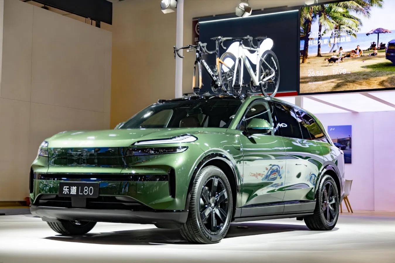 H&agrave;ng loạt SUV 'khủng' tr&ecirc;n 5m đổ bộ, to hơn Land Cruiser, rẻ ngang Toyota Vios- Ảnh 1.