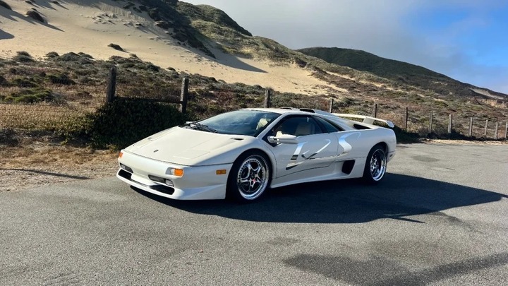 Lamborghini Diablo của Victoria&rsquo;s Secret t&aacute;i xuất sau 14 năm mất t&iacute;ch- Ảnh 3.