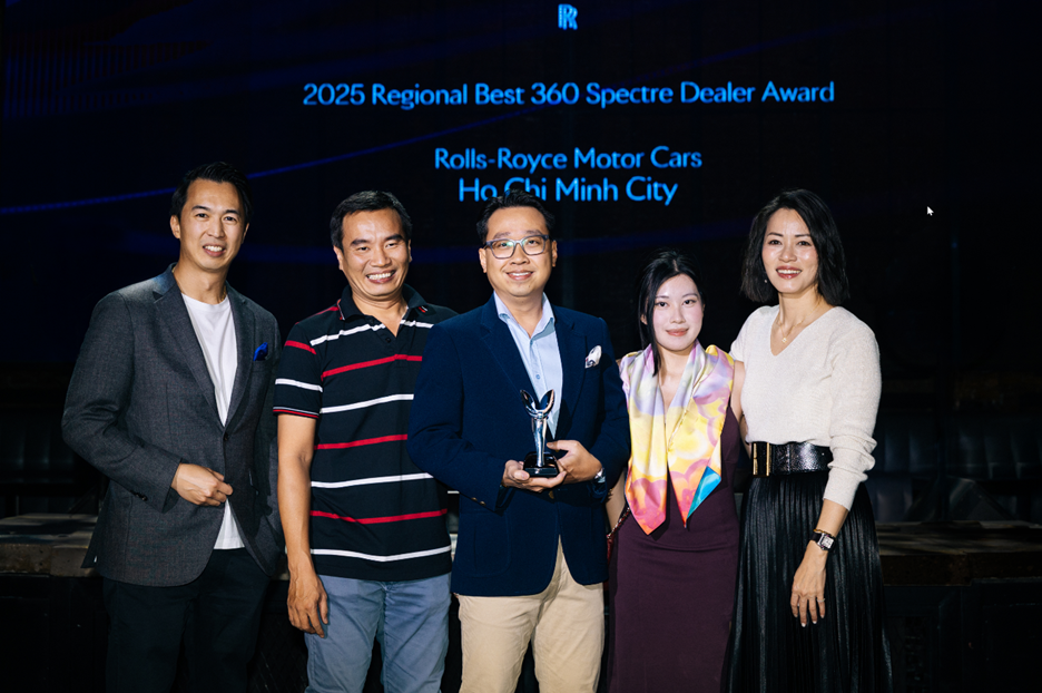 Nhiều người mua Rolls-Royce Spectre đến từ Việt Nam- Ảnh 1.