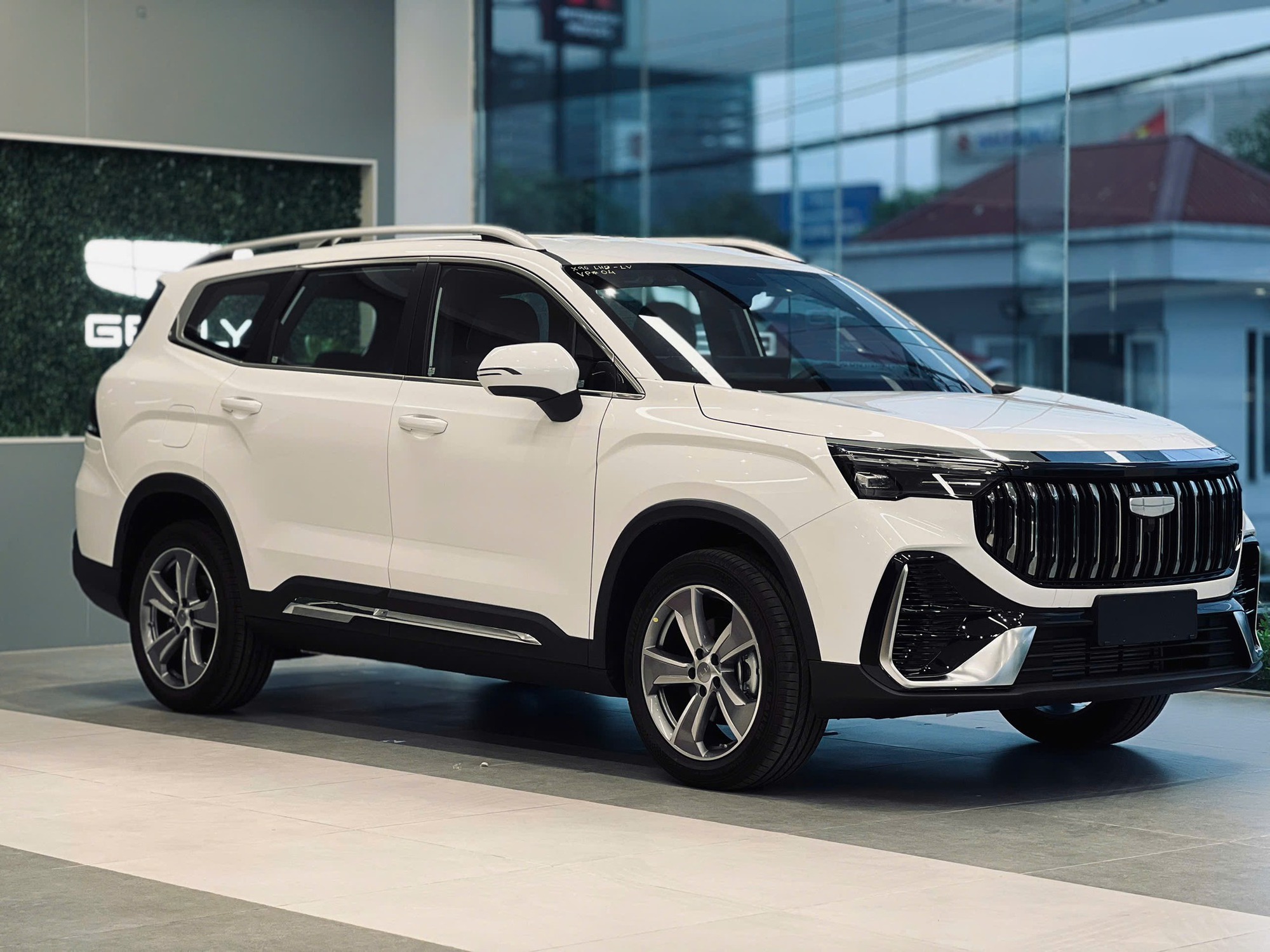 Geely Okavango đã về đại lý tại Việt Nam