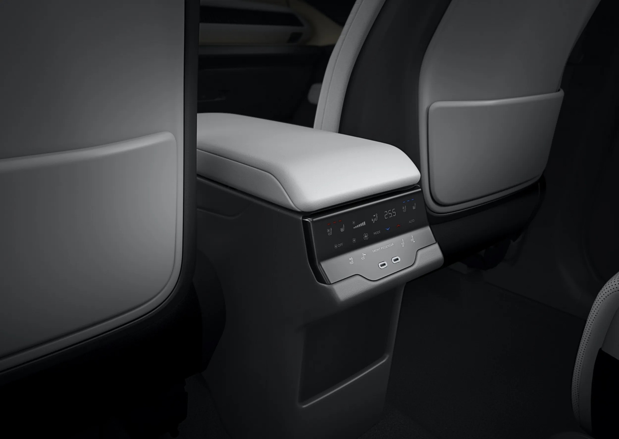 Lexus TZ ra mắt: 6 chỗ, h&agrave;ng 3 ngồi sướng như tr&ecirc;n sofa, c&aacute;ch &acirc;m hơn LX, chung gầm Highlander, chạy gần 500km/sạc- Ảnh 22.