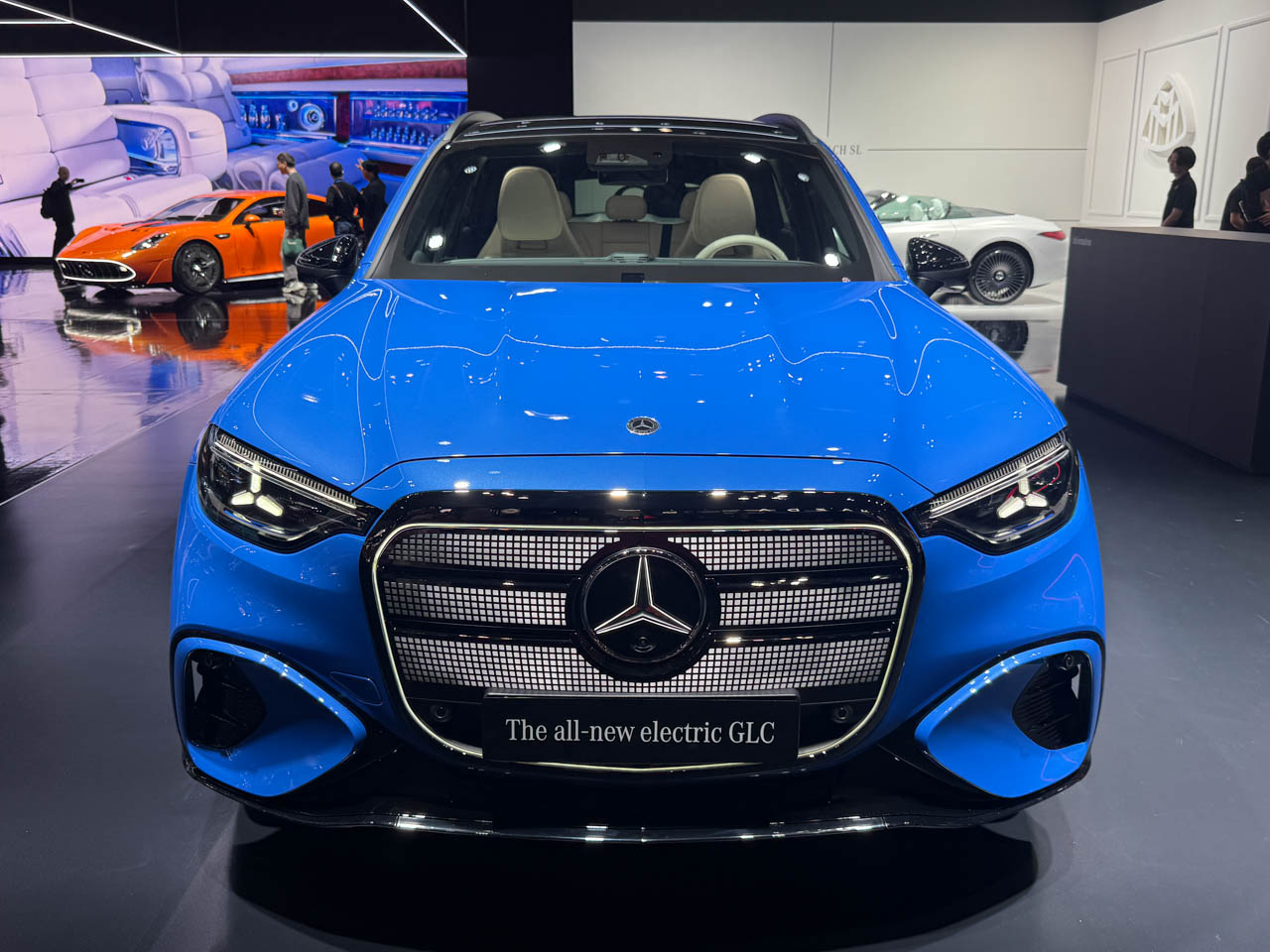 Mercedes-Benz GLC điện bắt đầu xuất xưởng, chờ ng&agrave;y về Việt Nam cạnh tranh iX3 bằng tầm vận h&agrave;nh 715km/sạc- Ảnh 2.